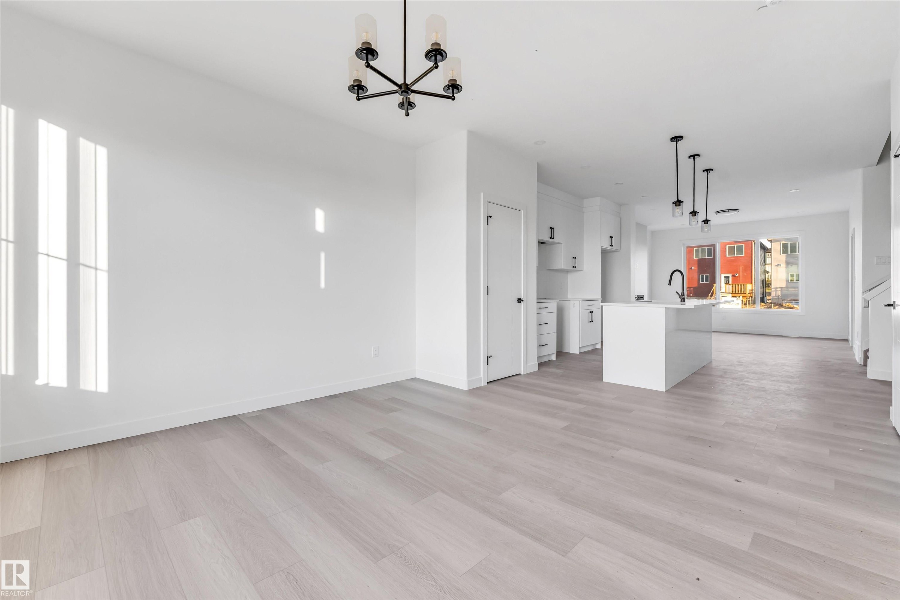 536 Ashgrove Circle, Leduc, AB - Indoor