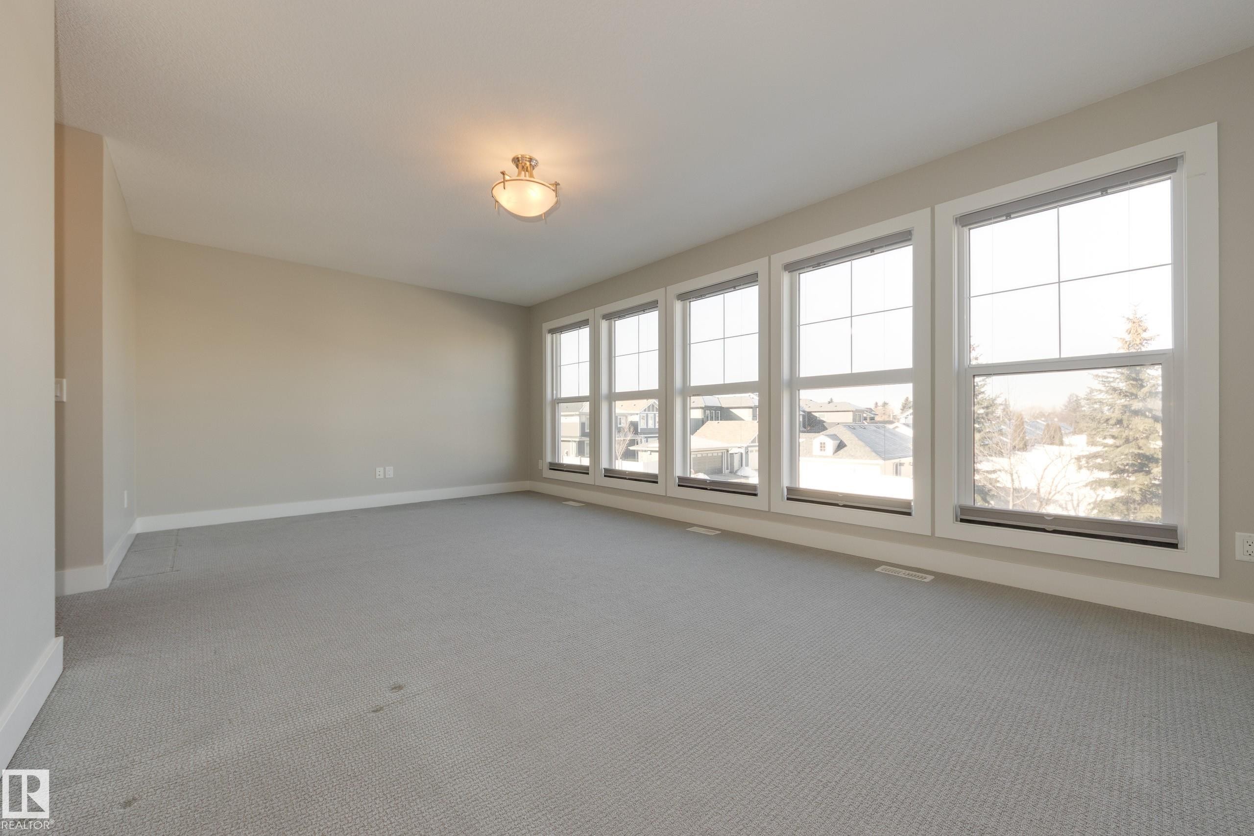 7473 Colonel Mewburn Road Nw, Edmonton, AB - Indoor Photo Showing Other Room