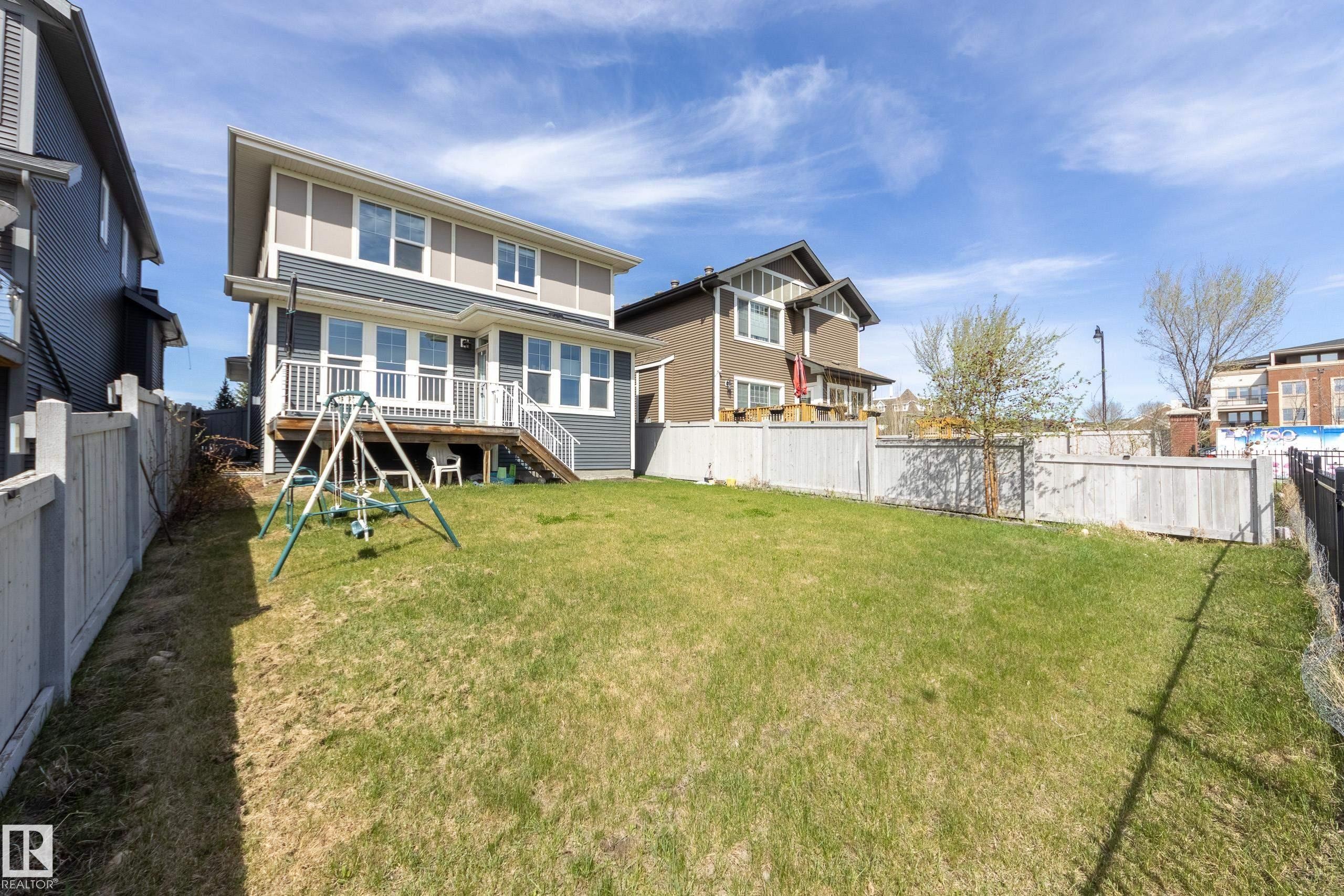7473 Colonel Mewburn Road Nw, Edmonton, AB - Outdoor
