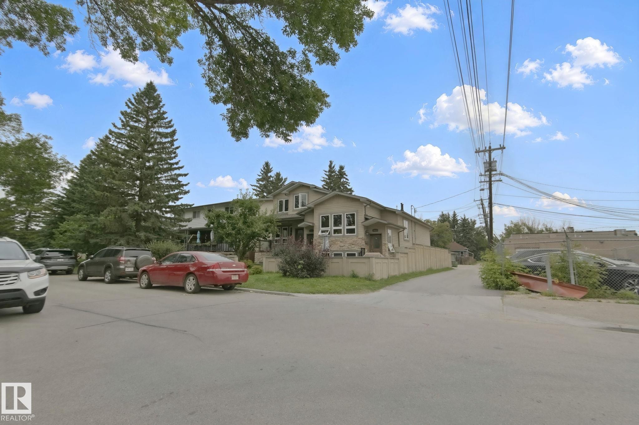 10416 69 Avenue Nw, Edmonton, AB - Outdoor