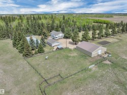 464012 A RGE ROAD 233  Rural Wetaskiwin County, AB T9A 1X1