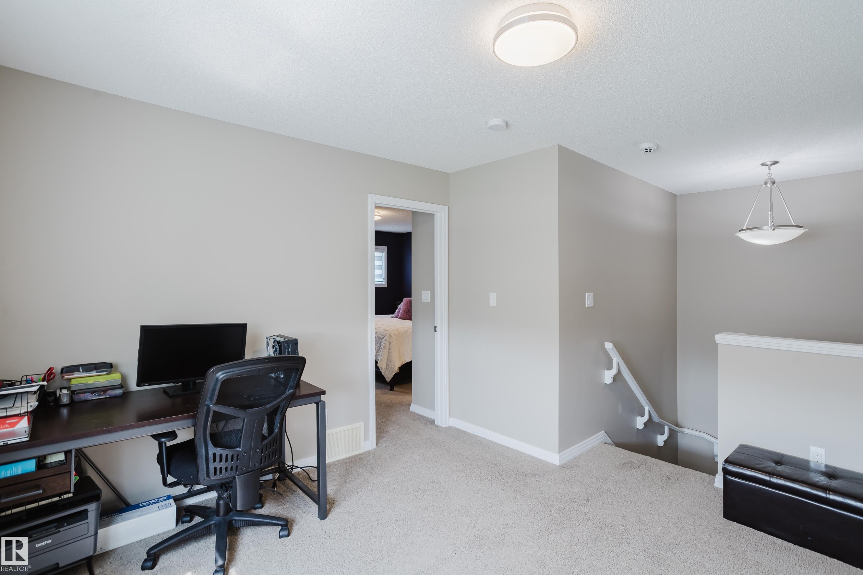 16345 134 Street Nw, Edmonton, AB - Indoor Photo Showing Office