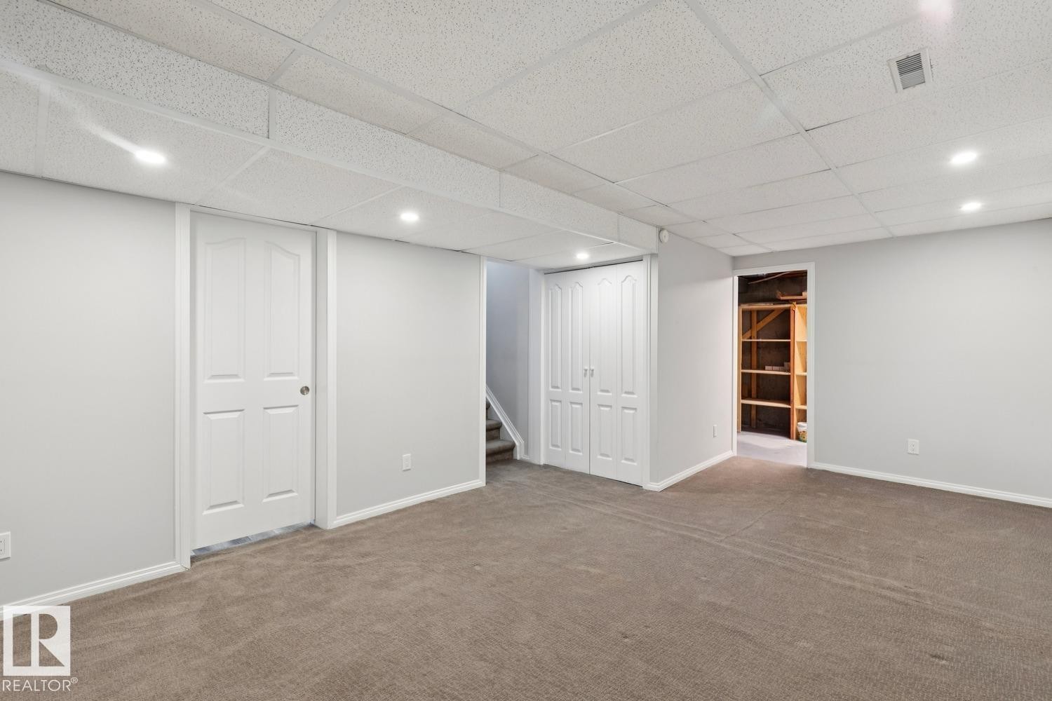 6356 184 Street Nw, Edmonton, AB - Indoor