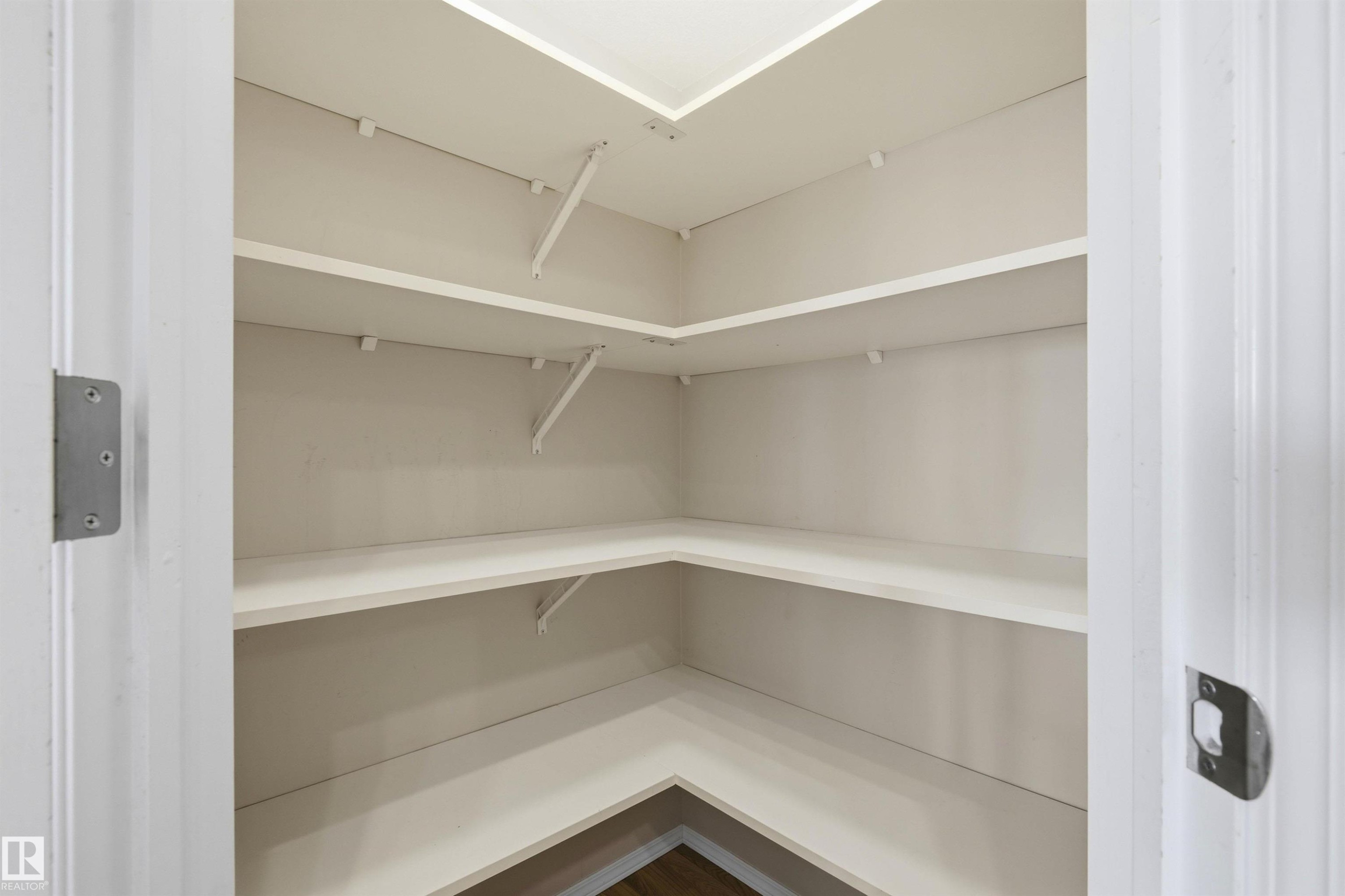 #10 9 Dechene Rd Nw, Edmonton, AB - Indoor With Storage