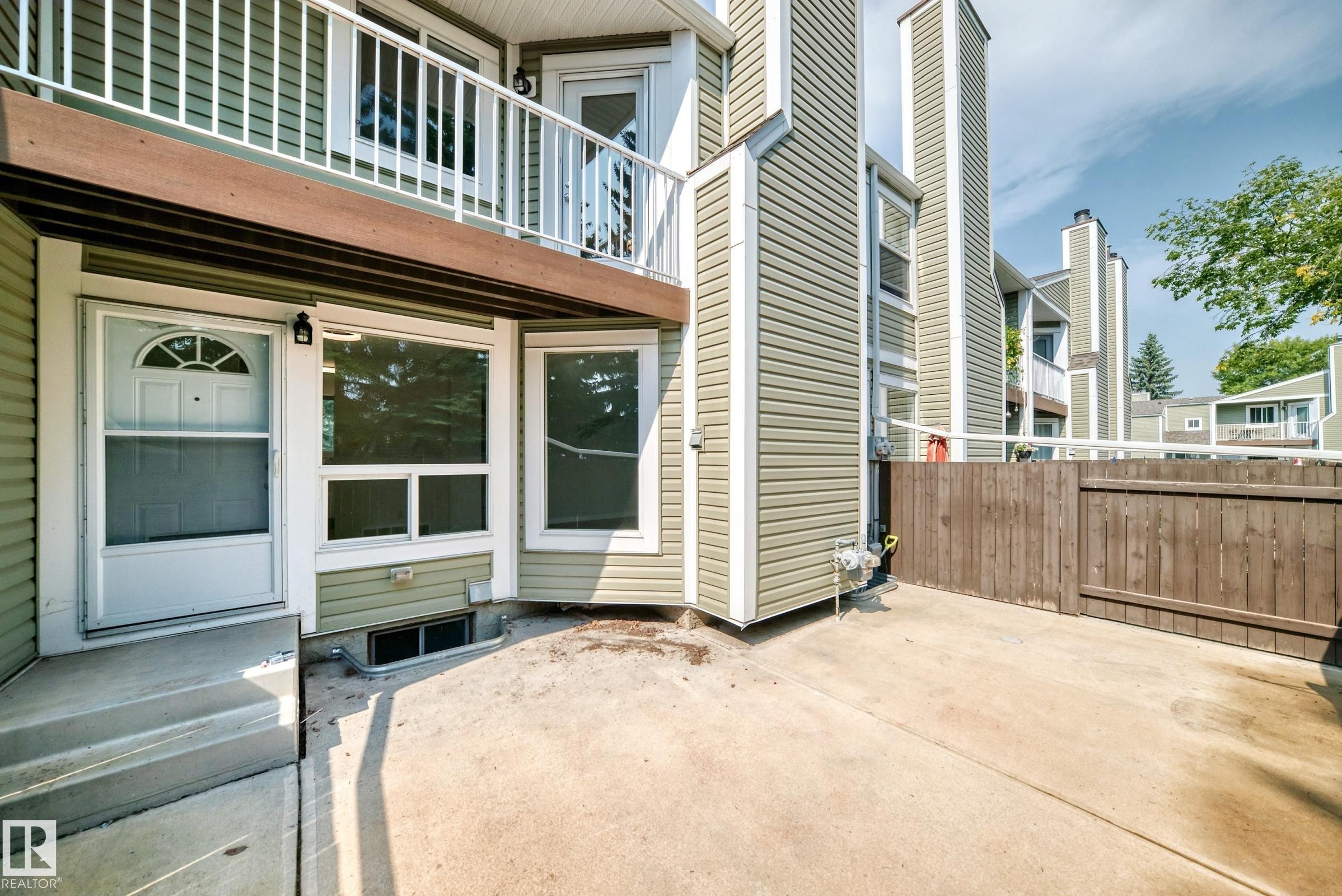 #6 1820 56 St Nw, Edmonton, AB - Outdoor