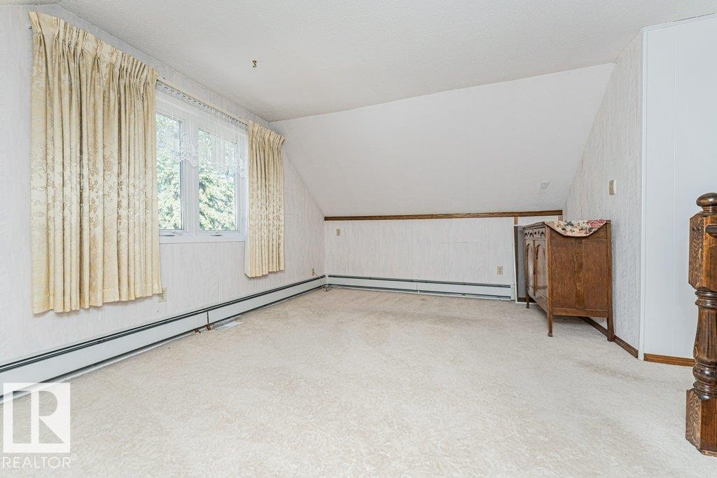 4 Jubilee Drive, Fort Saskatchewan, AB - Indoor Photo Showing Other Room