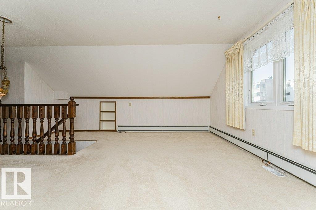 4 Jubilee Drive, Fort Saskatchewan, AB - Indoor Photo Showing Other Room