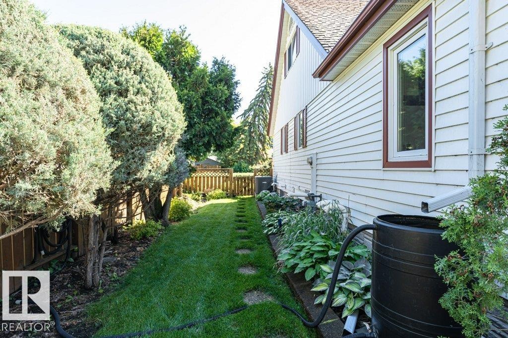 4 Jubilee Drive, Fort Saskatchewan, AB - Outdoor With Exterior