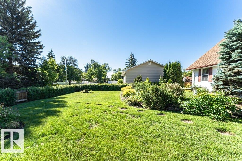 4 Jubilee Drive, Fort Saskatchewan, AB - Outdoor