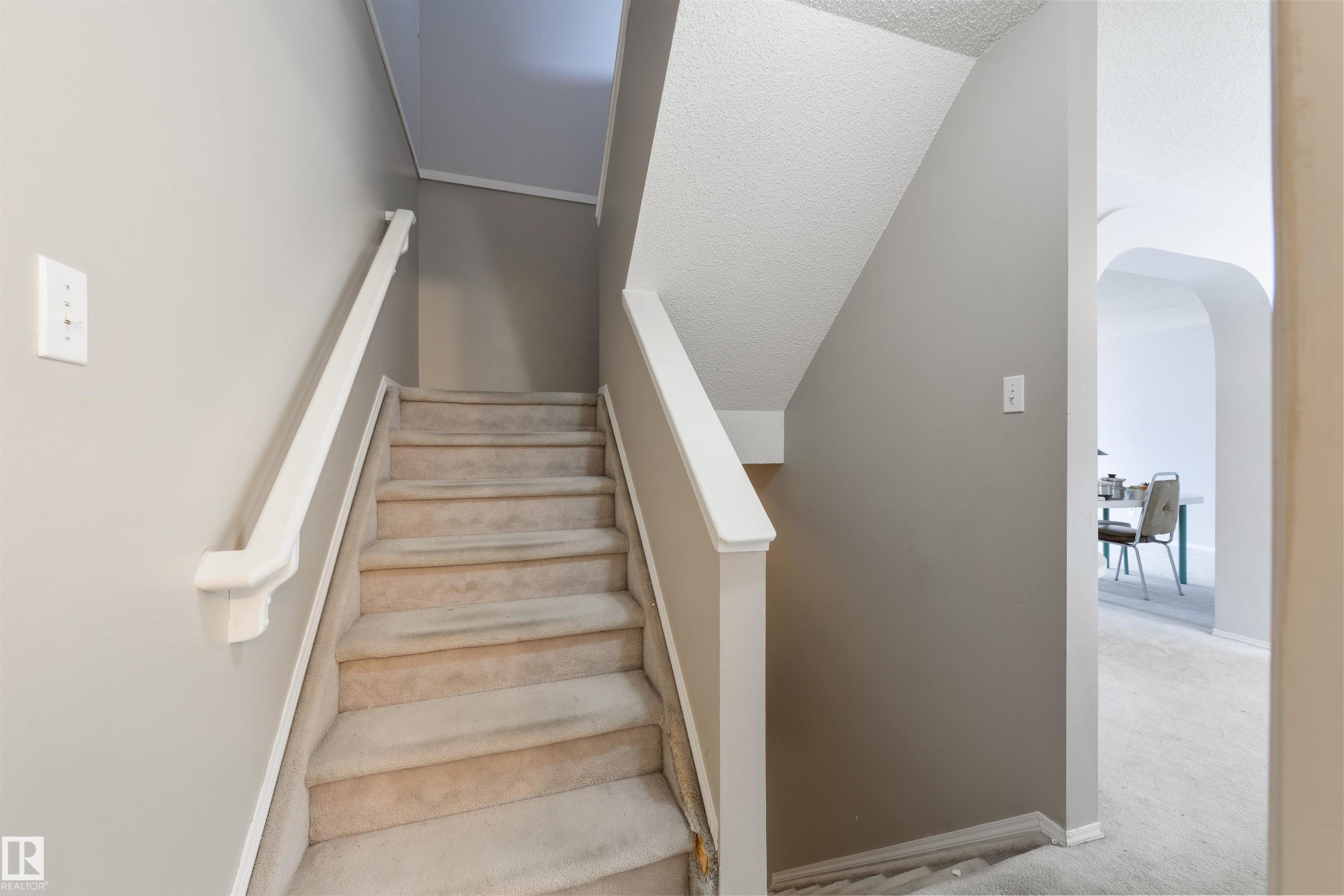 #123 1670 Jamha Rd Nw, Edmonton, AB - Indoor Photo Showing Other Room