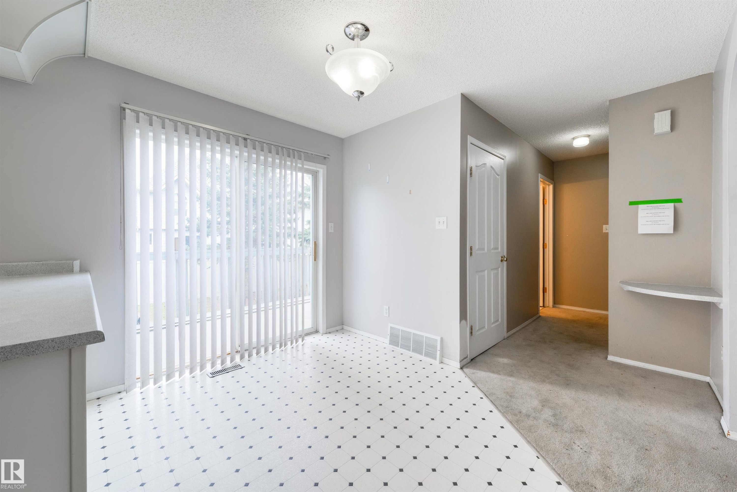 #123 1670 Jamha Rd Nw, Edmonton, AB - Indoor