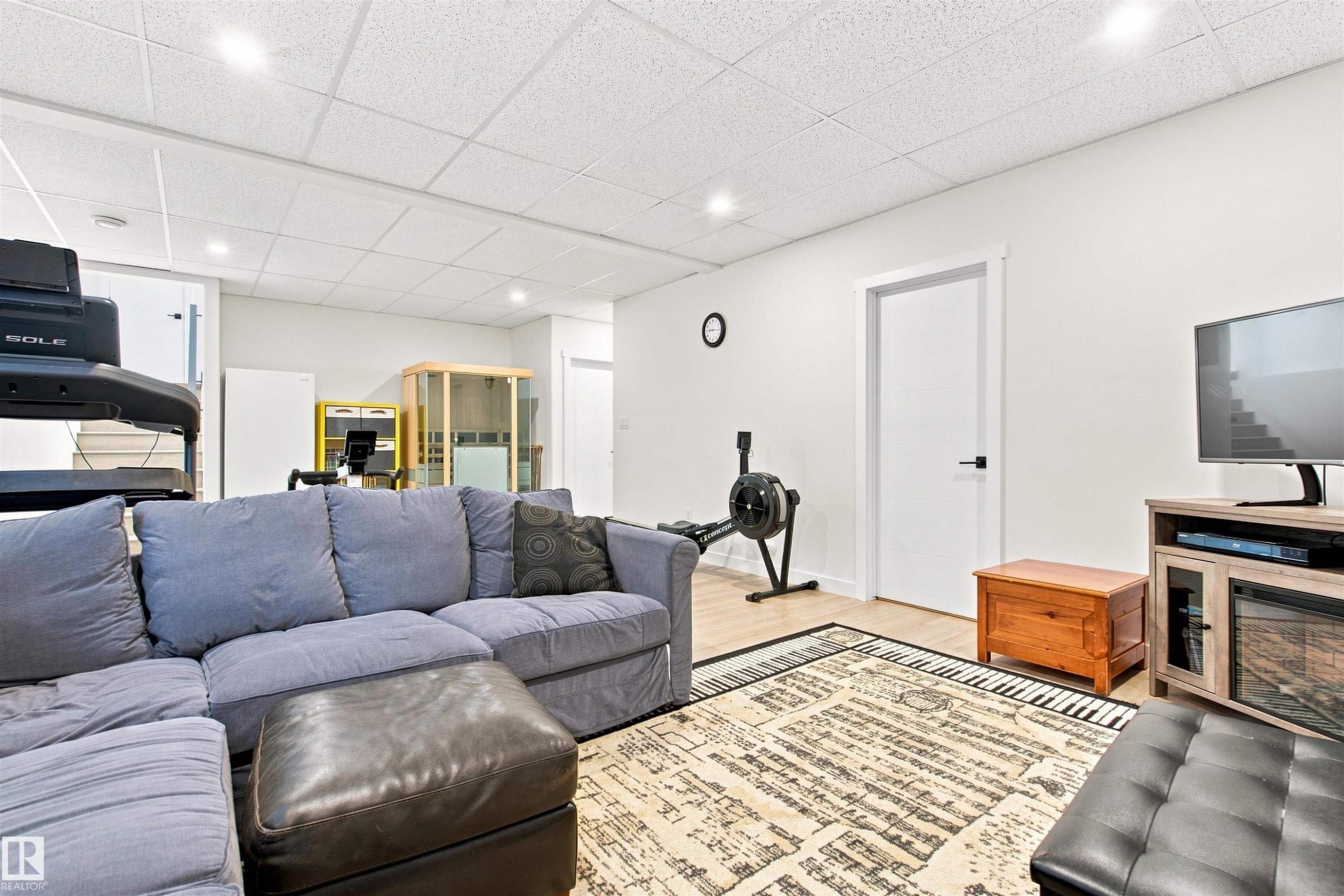 328 Fundy Way, Cold Lake, AB - Indoor Photo Showing Living Room