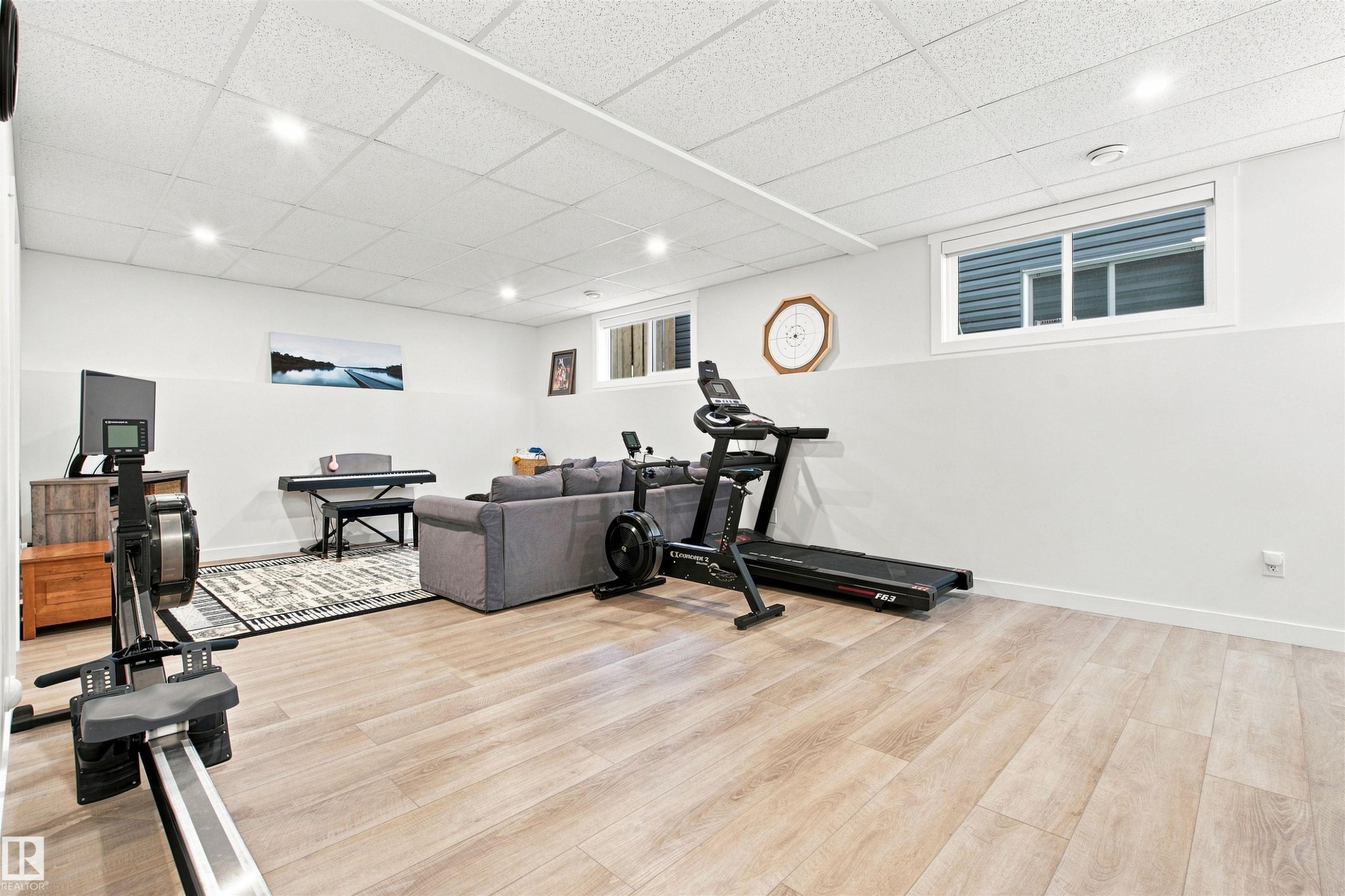 328 Fundy Way, Cold Lake, AB - Indoor Photo Showing Gym Room