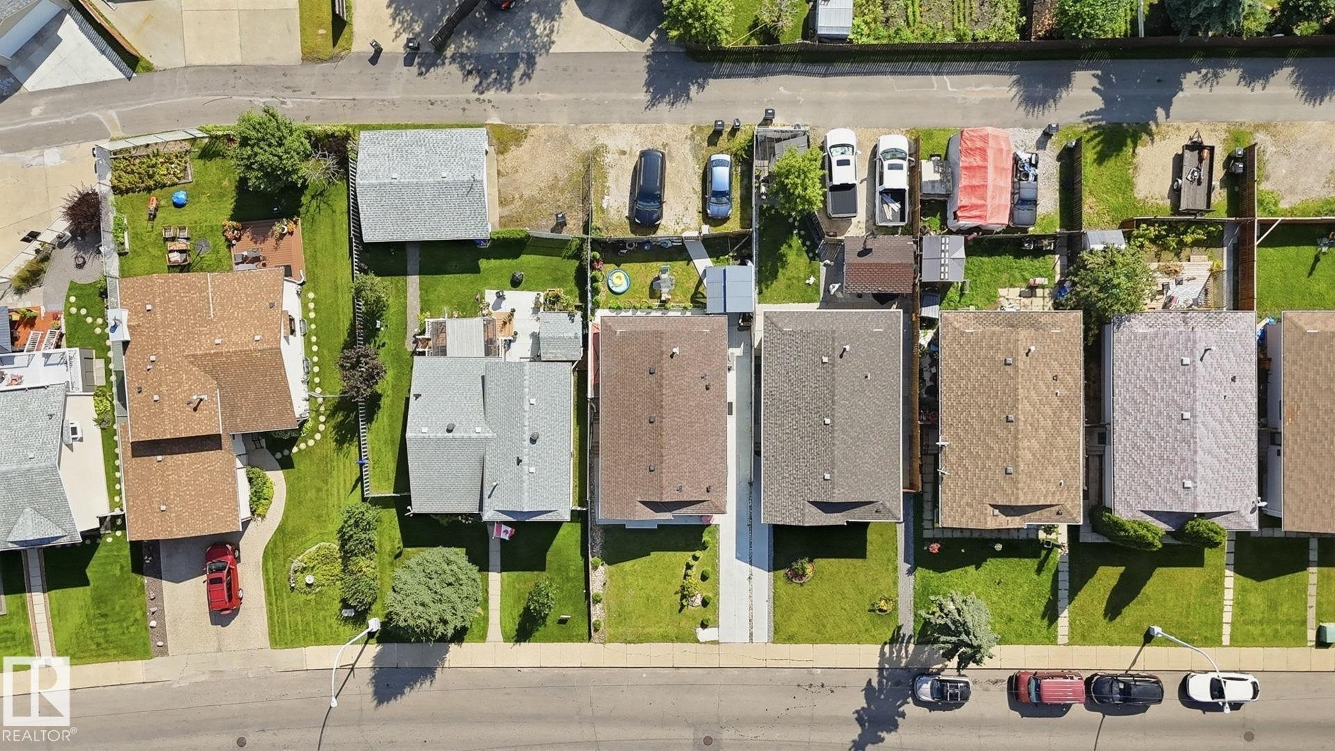 493 Kirkness Road Nw, Edmonton, AB - Outdoor