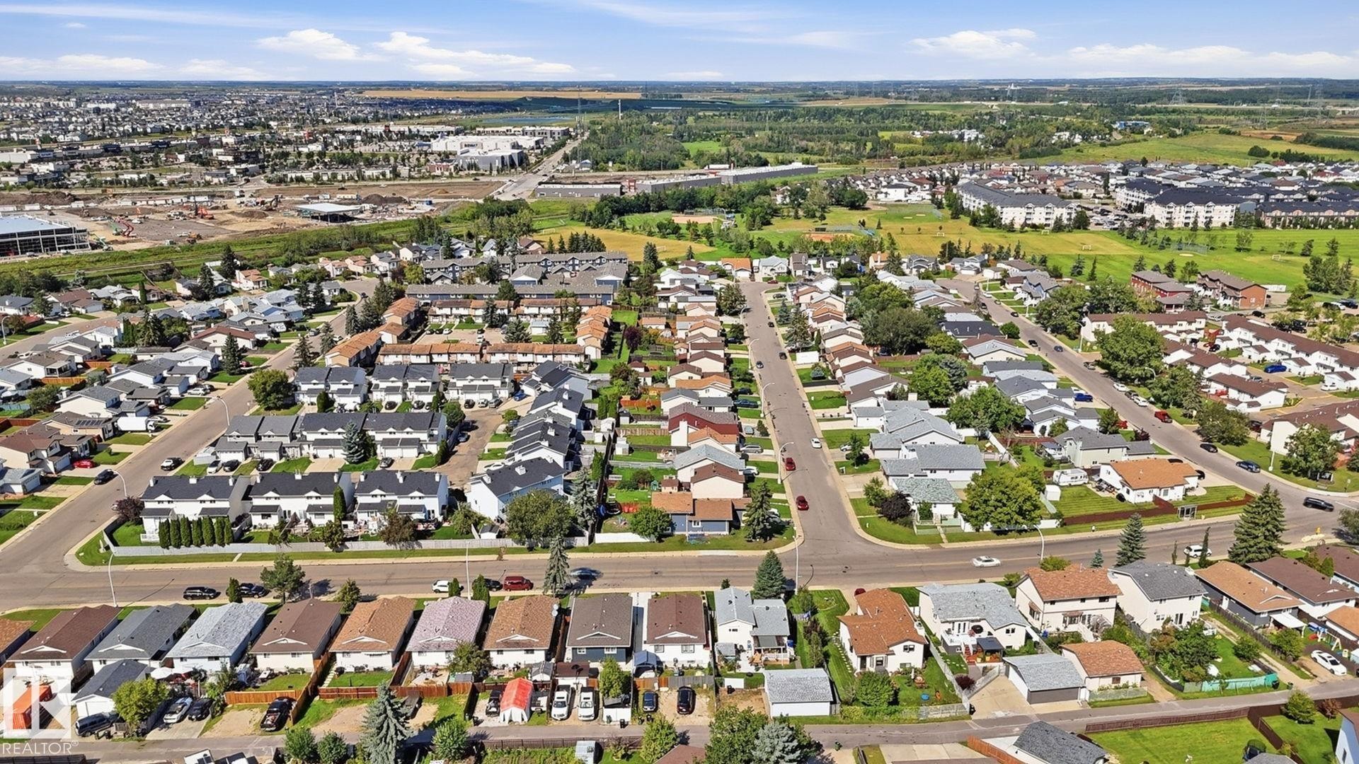 493 Kirkness Road Nw, Edmonton, AB - Outdoor With View