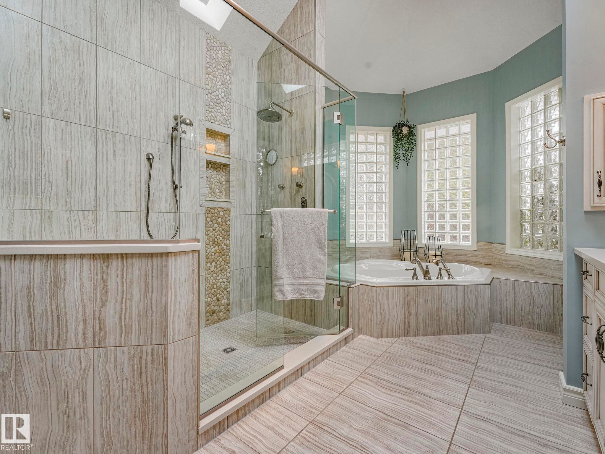 110 Weaver Drive Nw, Edmonton, AB