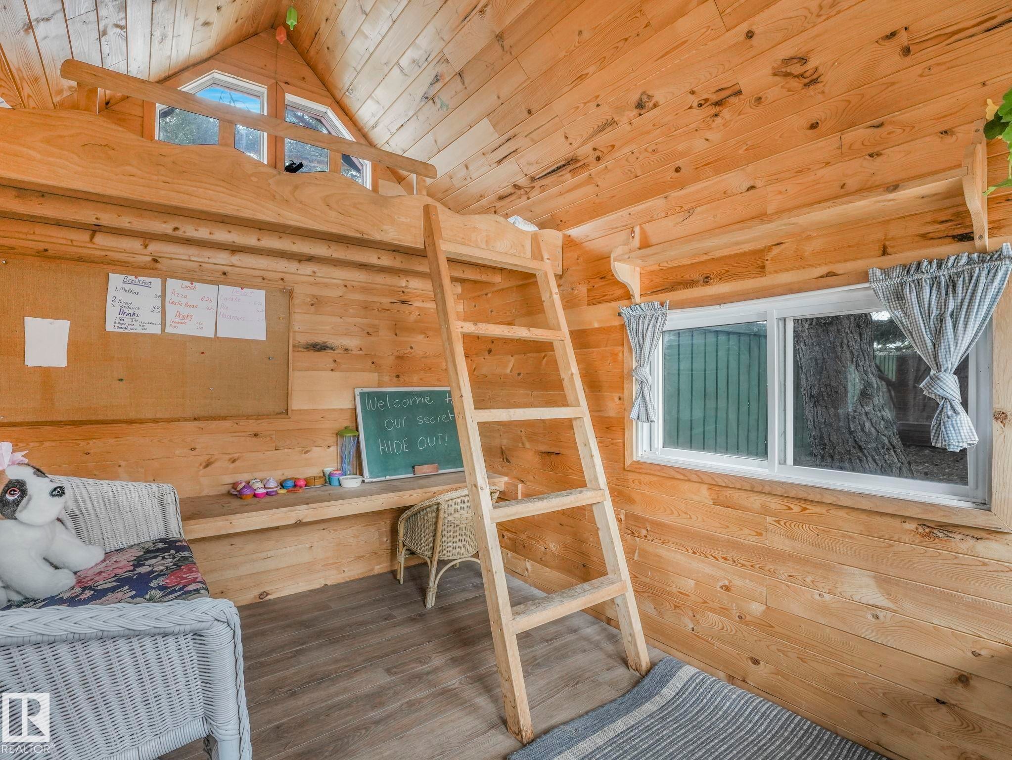 110 Weaver Drive Nw, Edmonton, AB