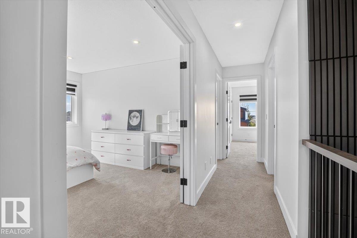 94 Harvest Crescent, Ardrossan, AB - Indoor Photo Showing Other Room