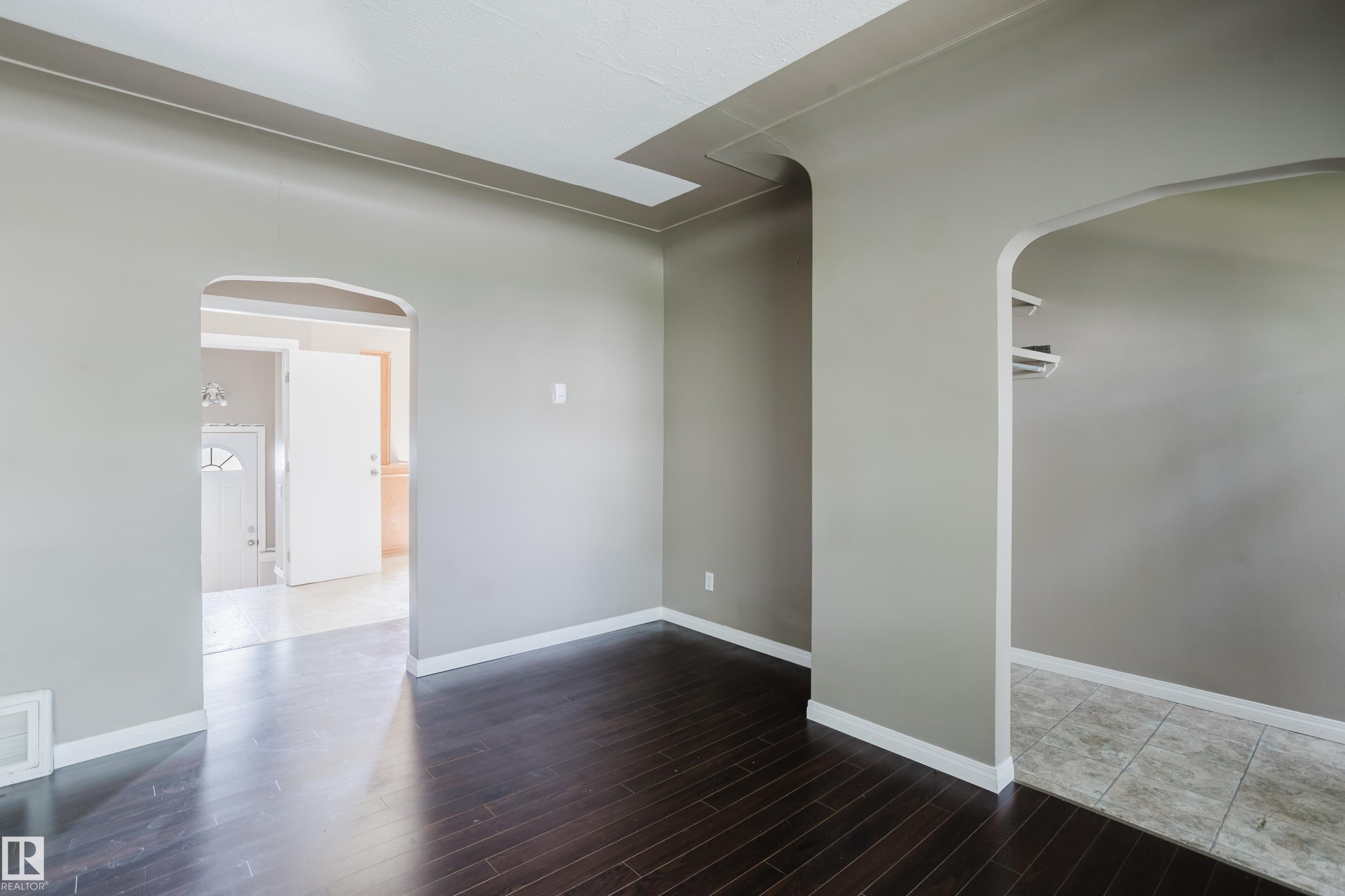 12811 117 Avenue Nw, Edmonton, AB - Indoor Photo Showing Other Room