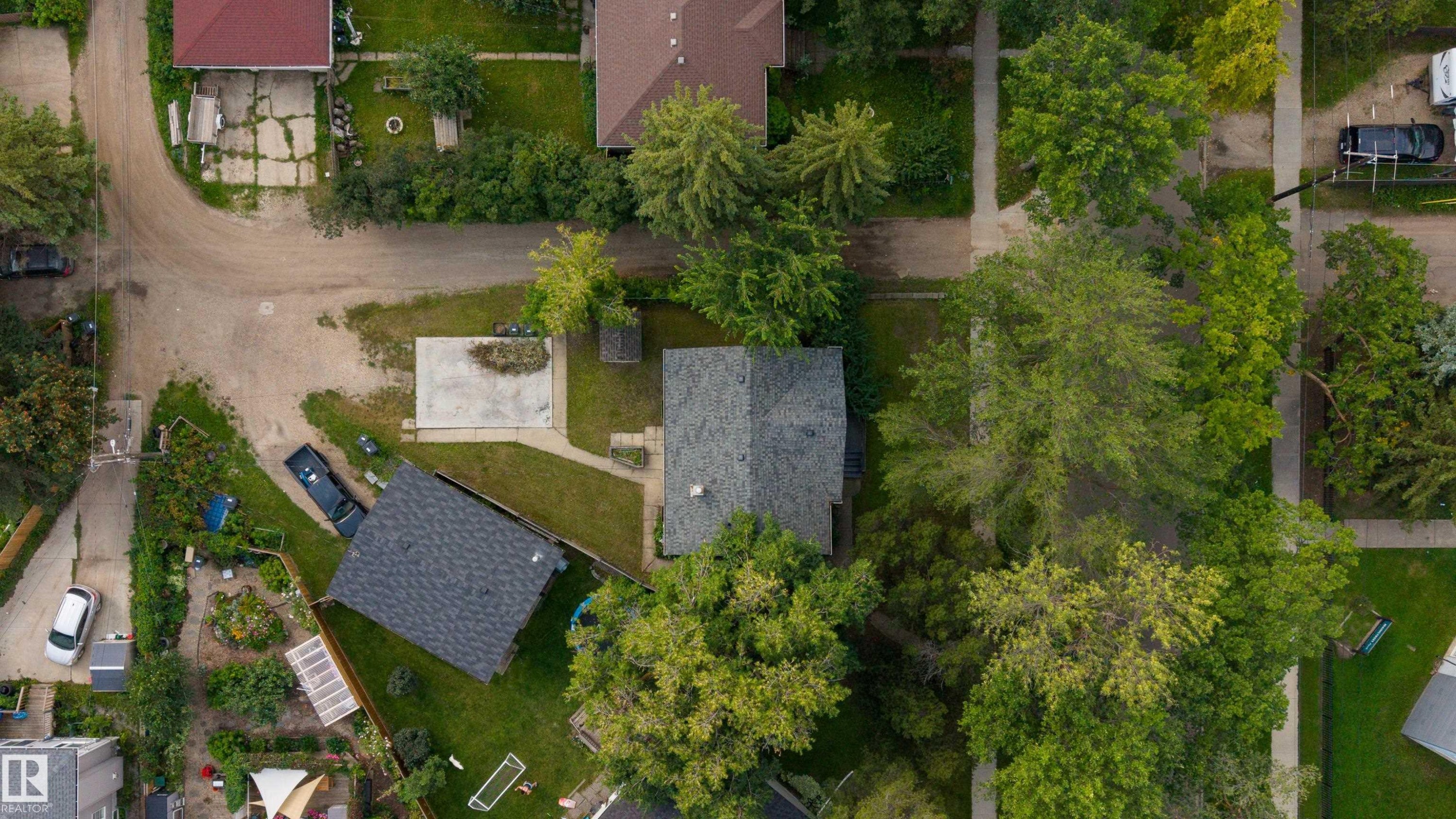 12811 117 Avenue Nw, Edmonton, AB - Outdoor