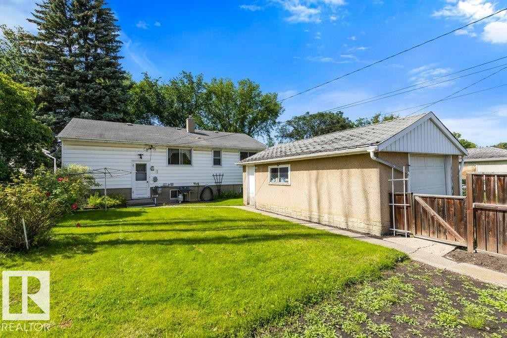 10731 148 Street Nw, Edmonton, AB - Outdoor