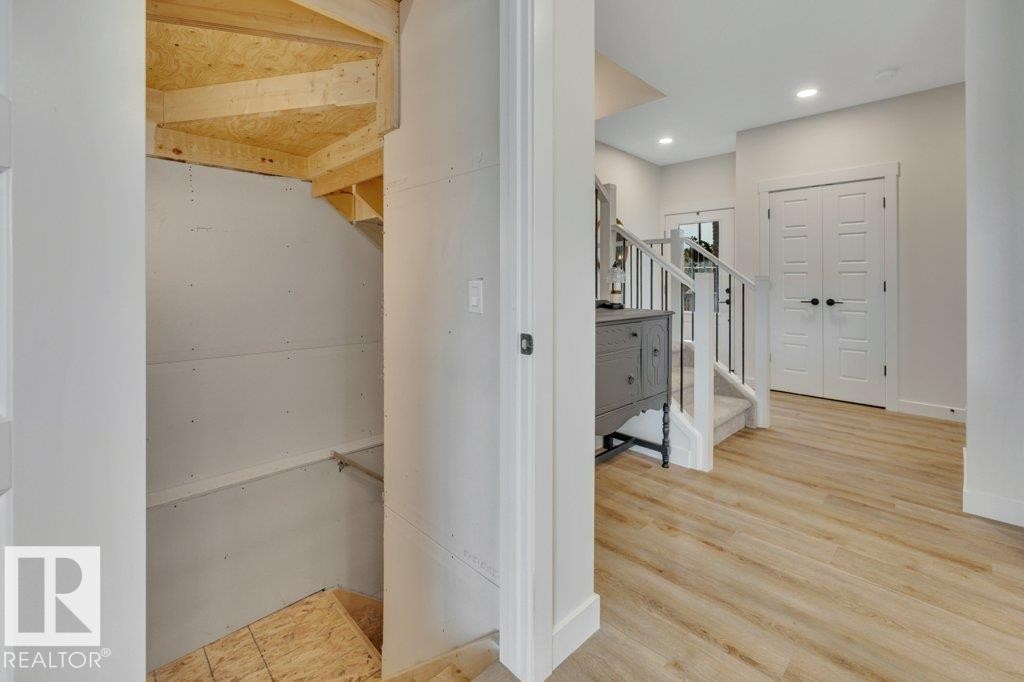 To walkout basement - 5329 Lark Landing Nw, Edmonton, AB - Indoor Photo Showing Other Room