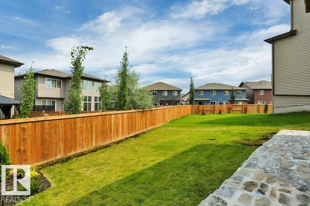 5329 Lark Landing Nw, Edmonton, AB - Outdoor