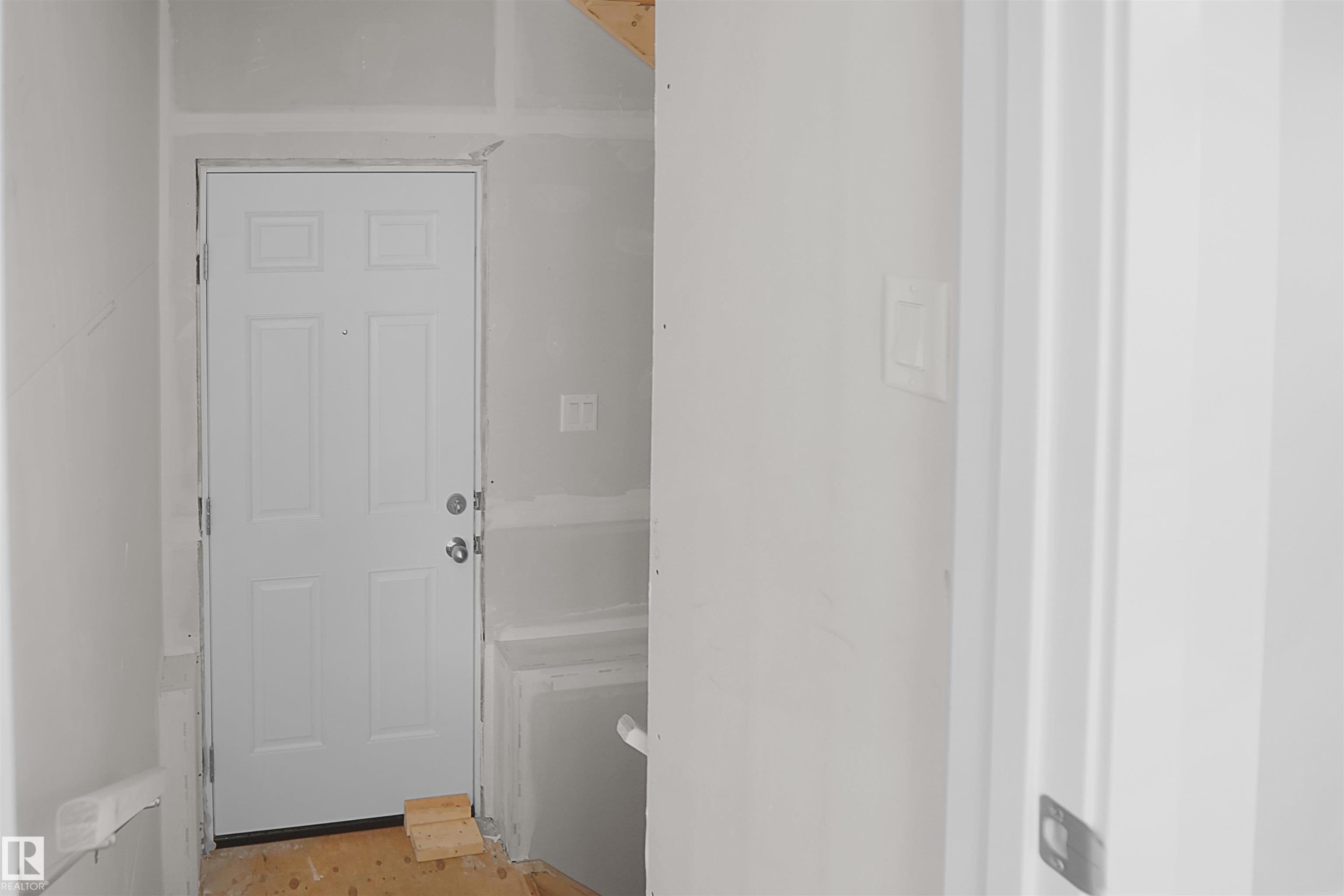 583 177 Avenue Ne, Edmonton, AB - Indoor Photo Showing Other Room