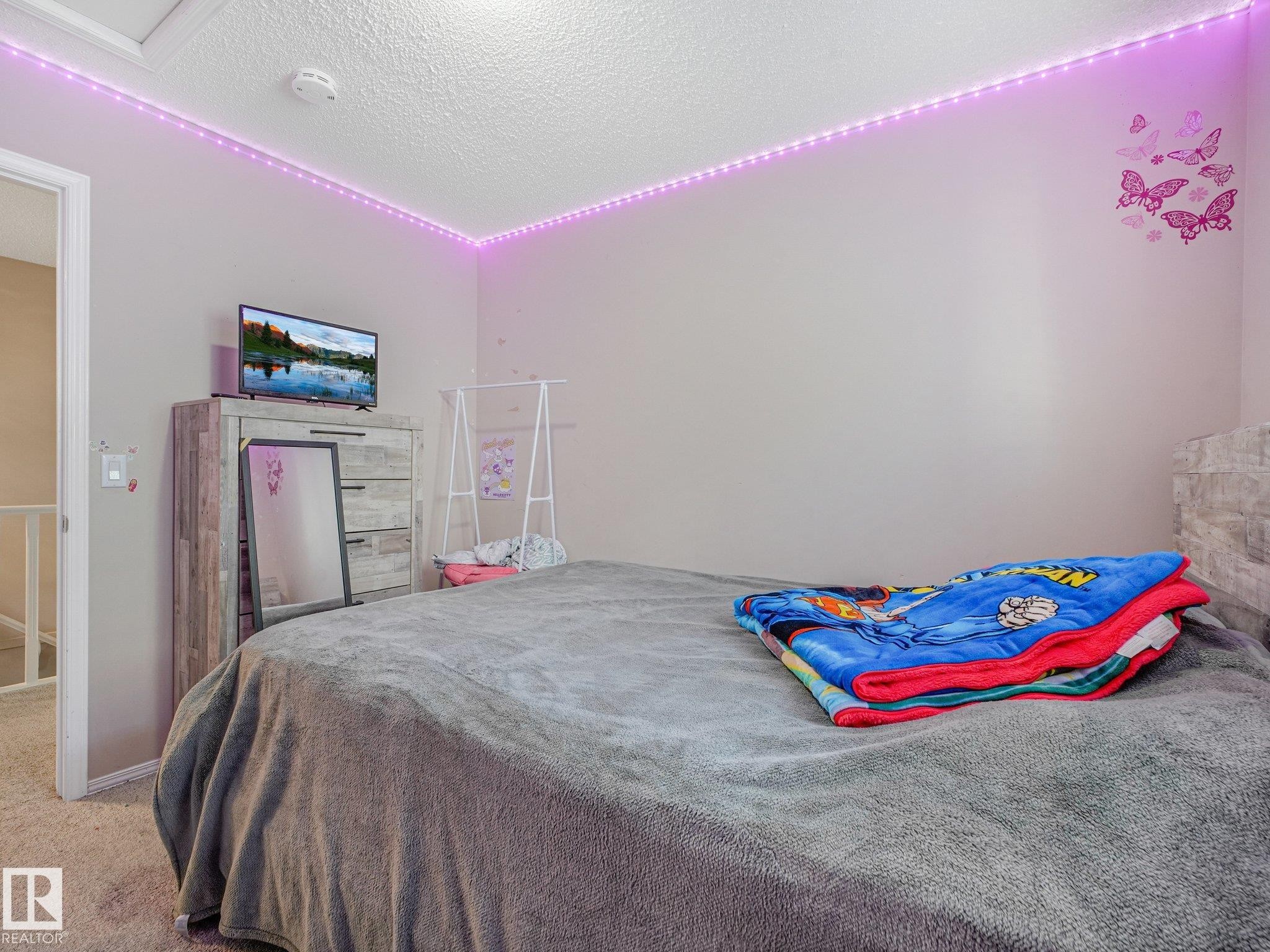 #48 1780 Glastonbury Bv Nw, Edmonton, AB - Indoor Photo Showing Bedroom
