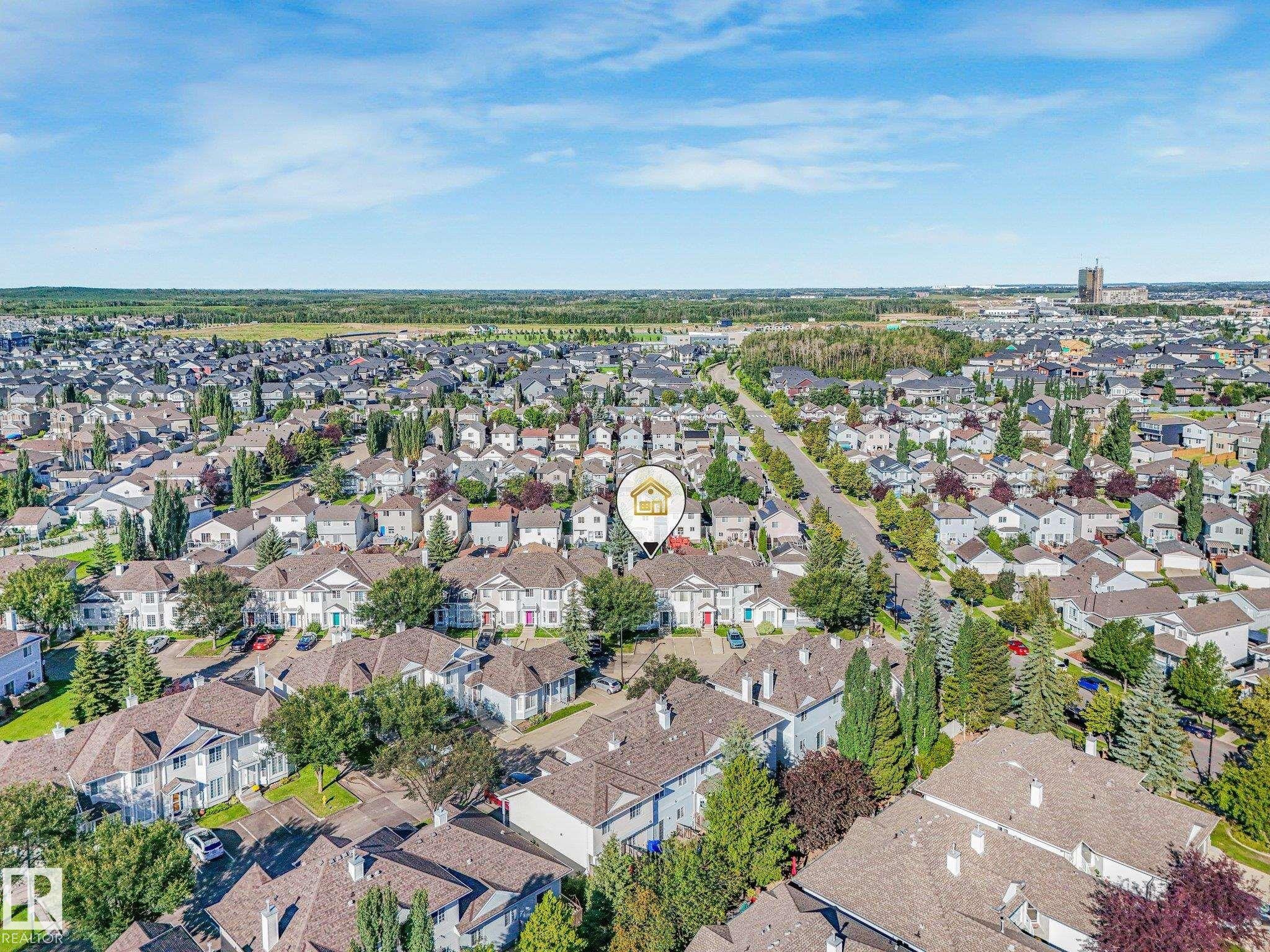 #48 1780 Glastonbury Bv Nw, Edmonton, AB - Outdoor With View
