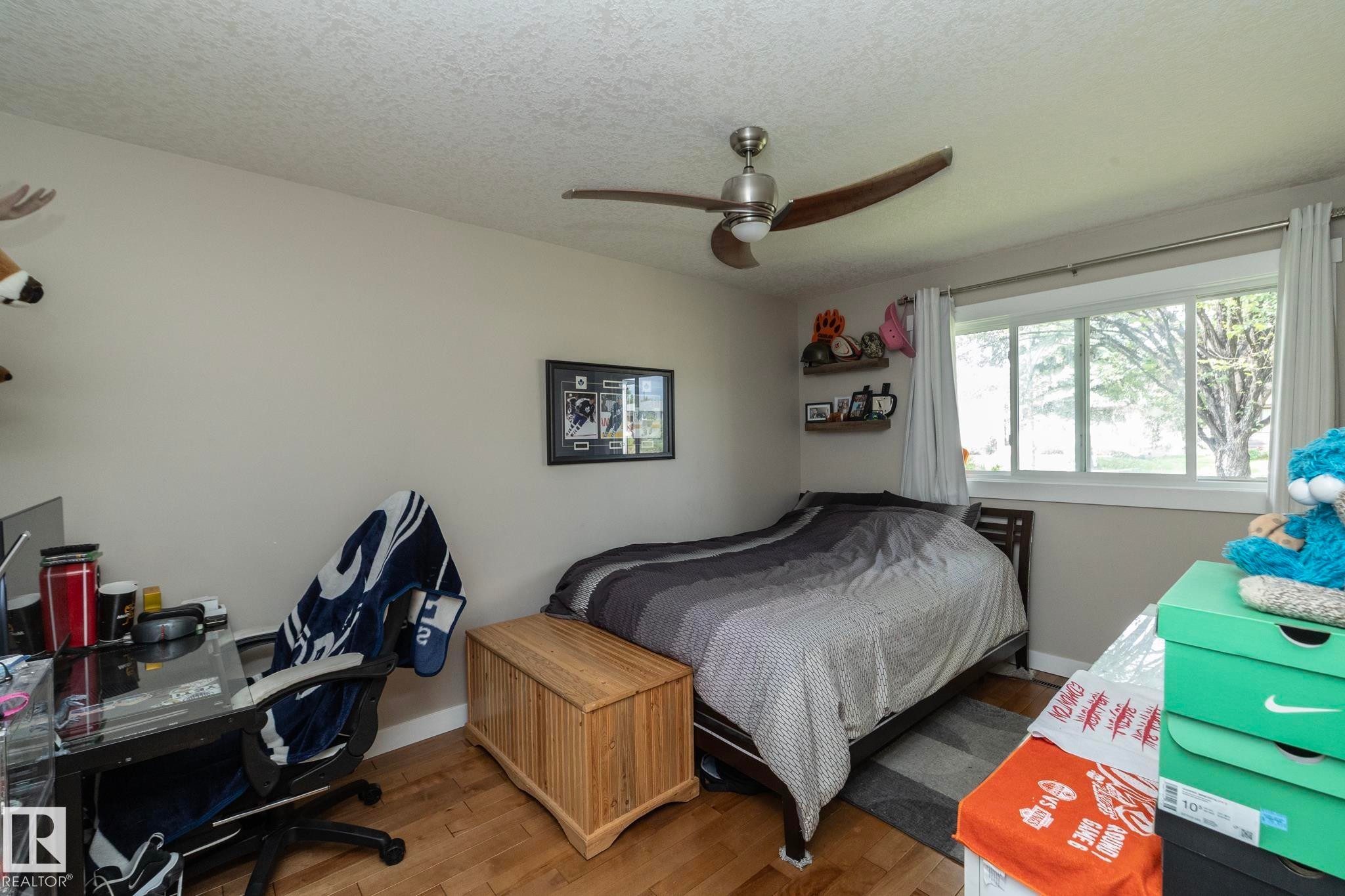 10623 75 Street Nw, Edmonton, AB