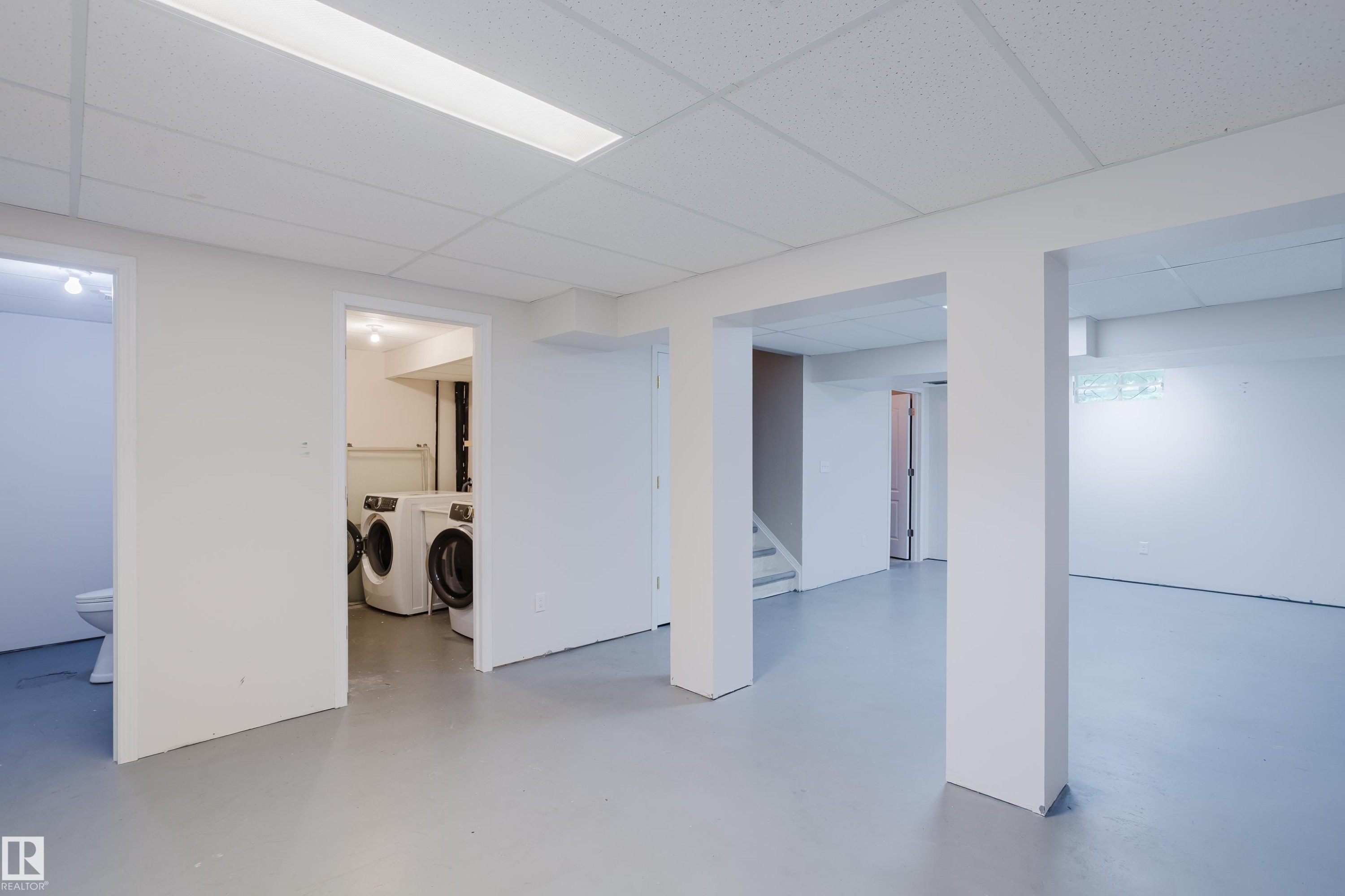 9220 92 Street Nw, Edmonton, AB - Indoor Photo Showing Laundry Room