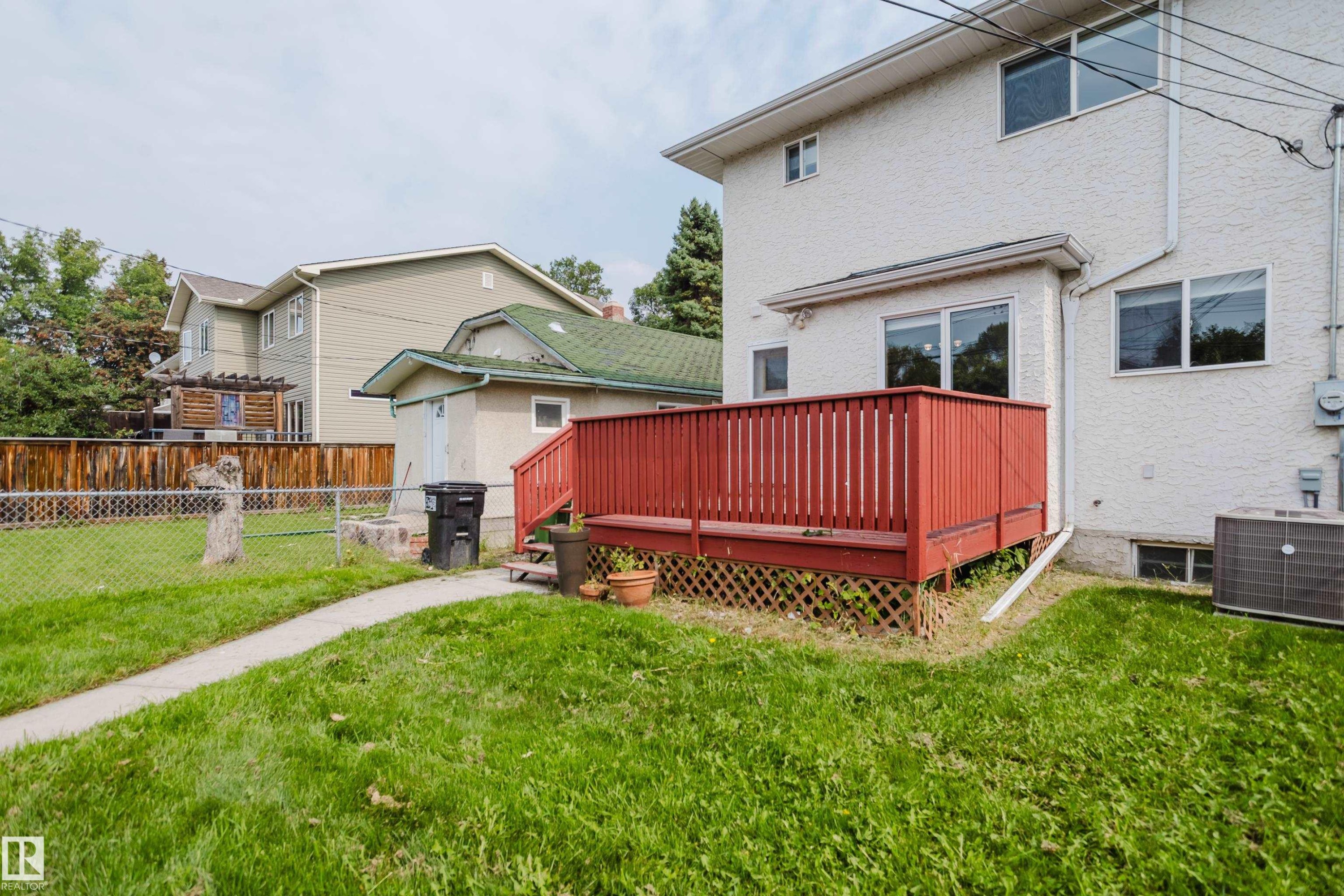 9220 92 Street Nw, Edmonton, AB - Outdoor With Deck Patio Veranda With Exterior