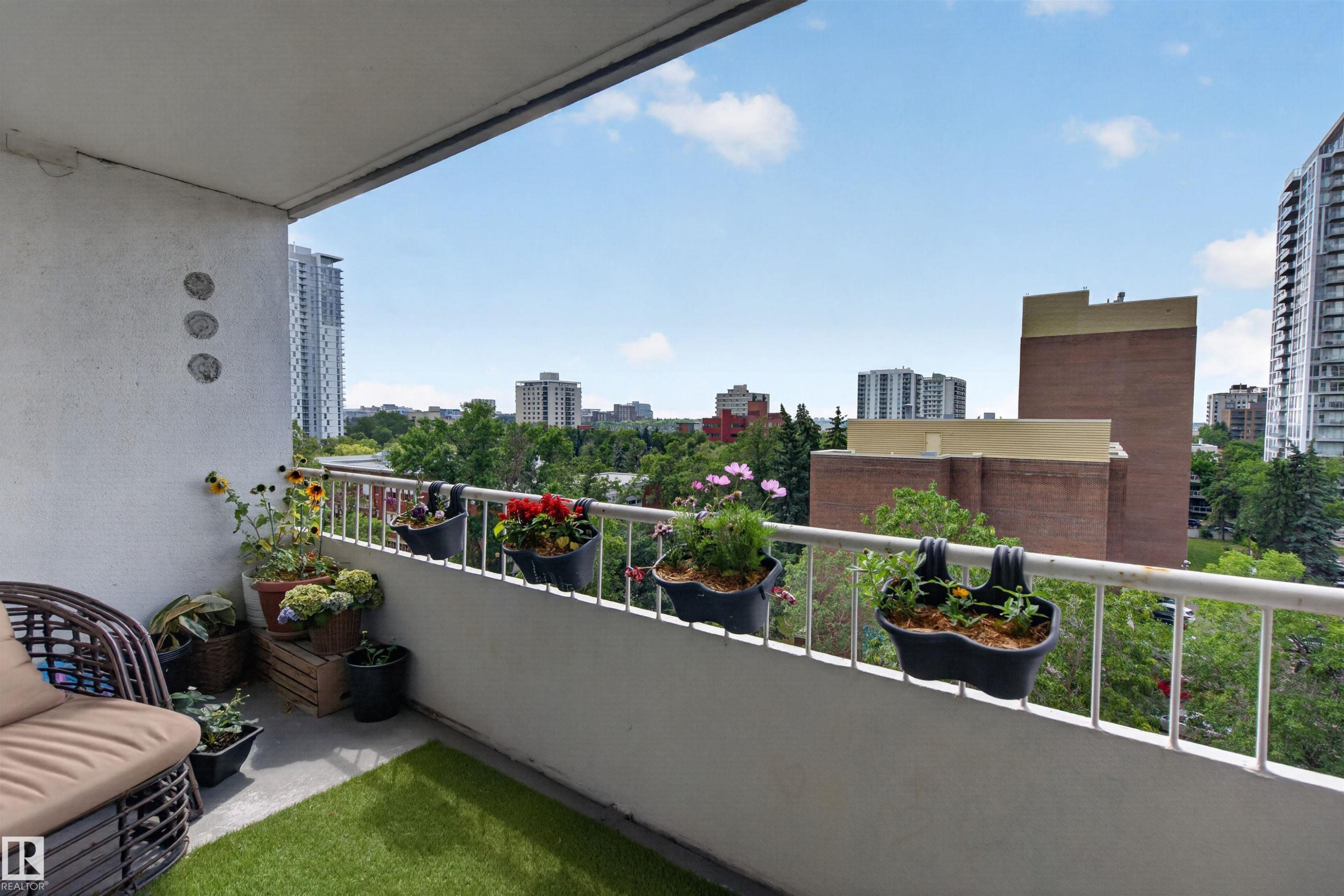 #703 9909 110 St Nw, Edmonton, AB - Outdoor With Exterior