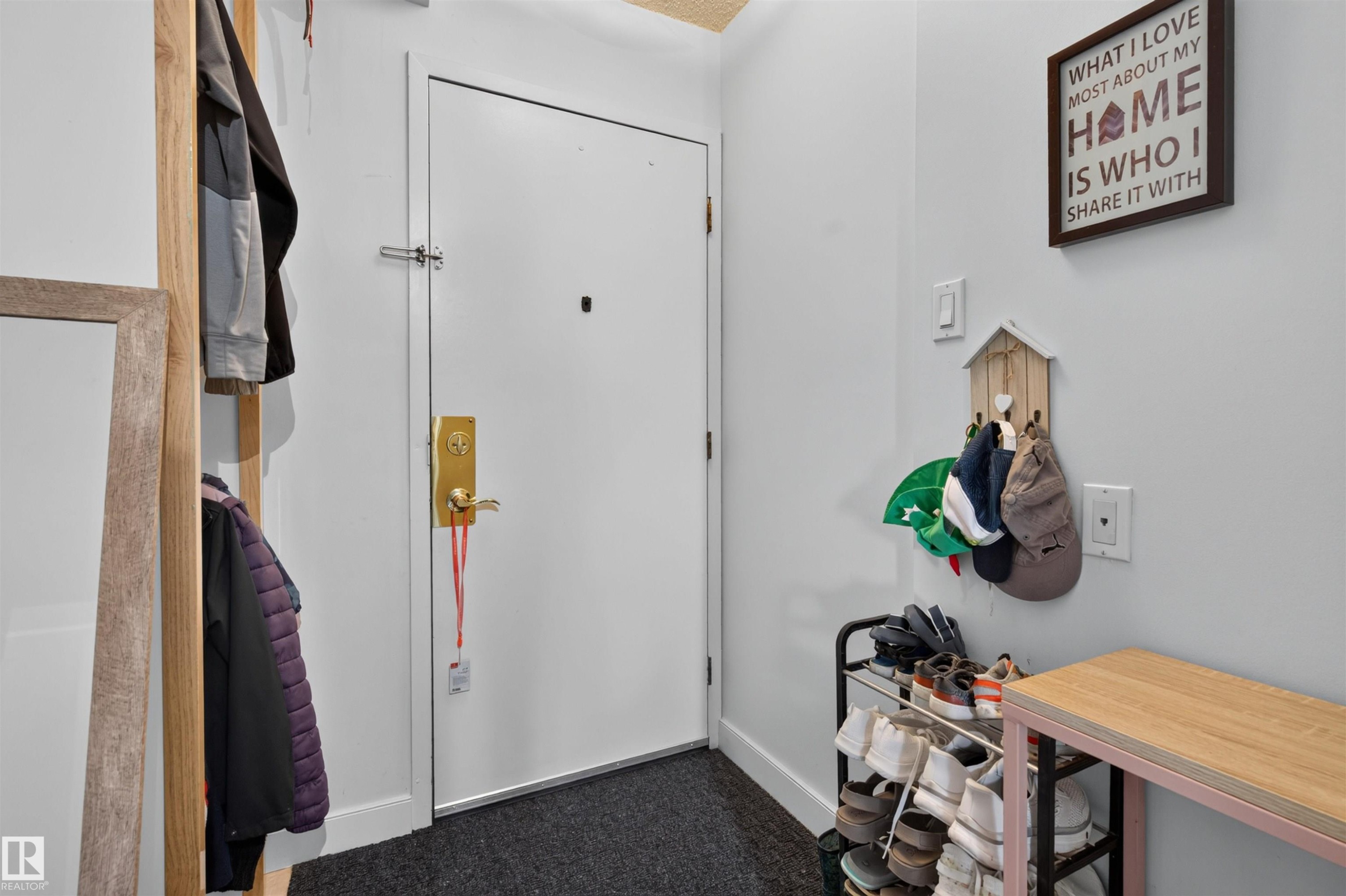 #703 9909 110 St Nw, Edmonton, AB - Indoor Photo Showing Other Room