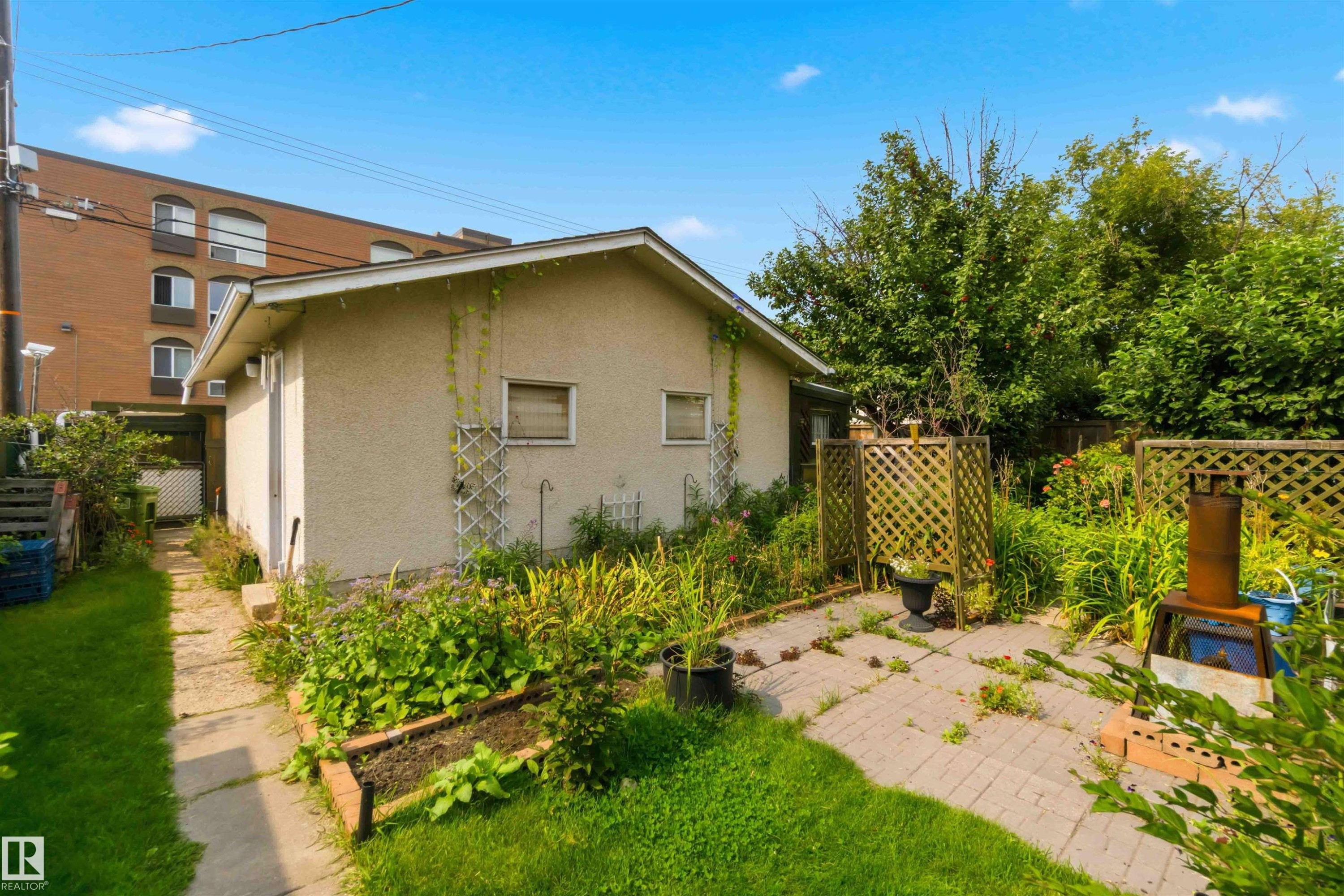 Additional content - 11710 94 Street Nw, Edmonton, AB - Outdoor