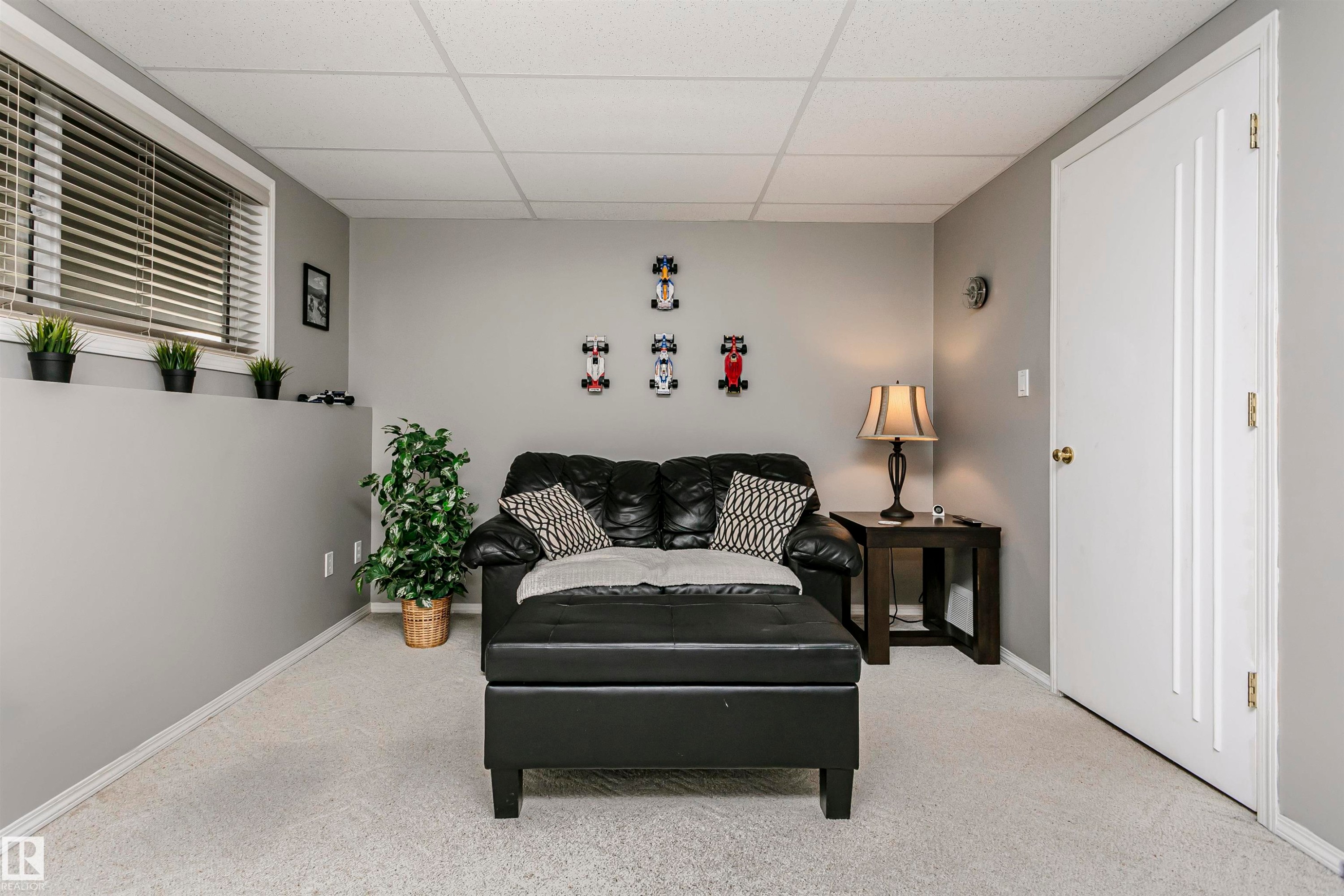 #22 11717 9B Av Nw, Edmonton, AB
