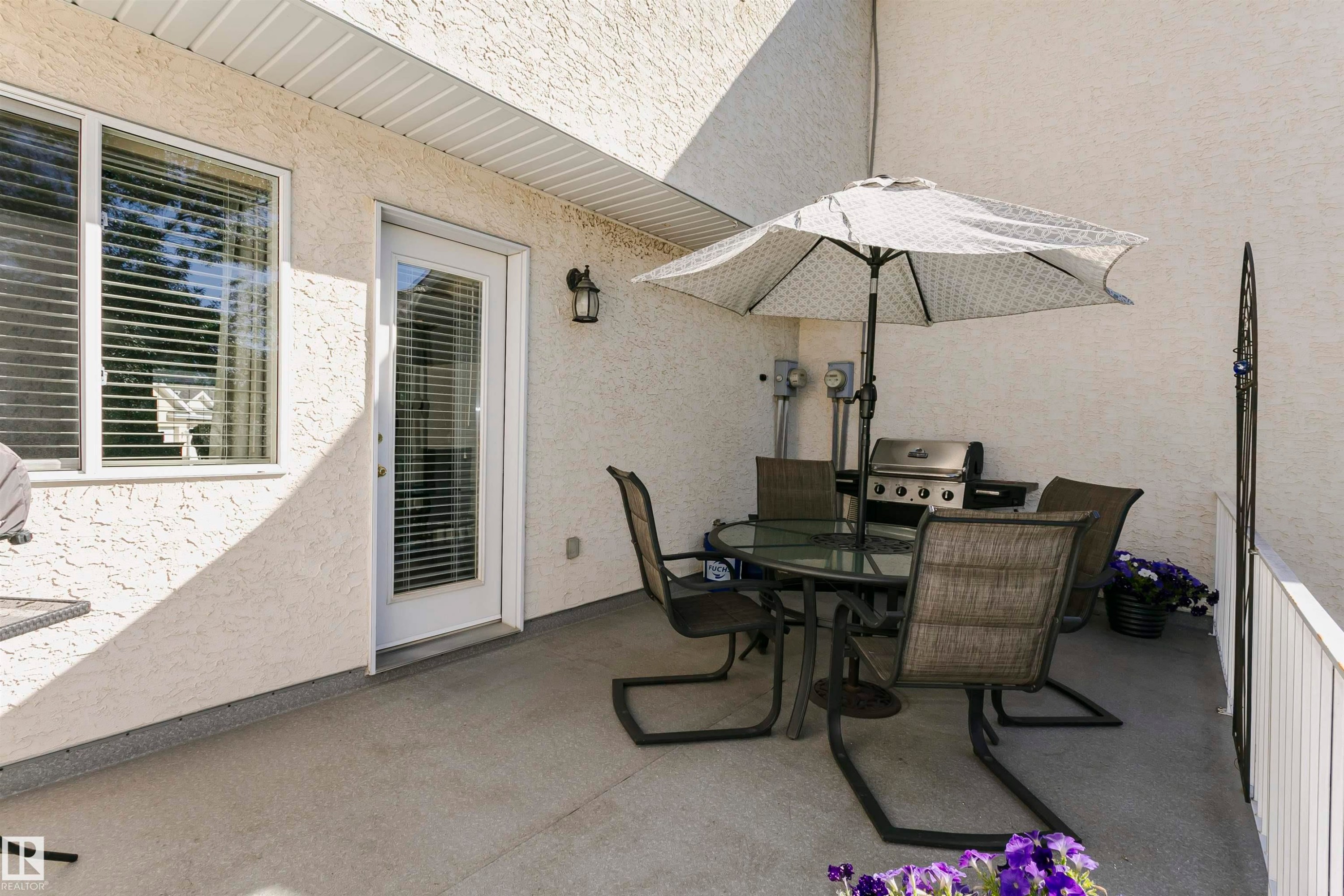 #22 11717 9B Av Nw, Edmonton, AB