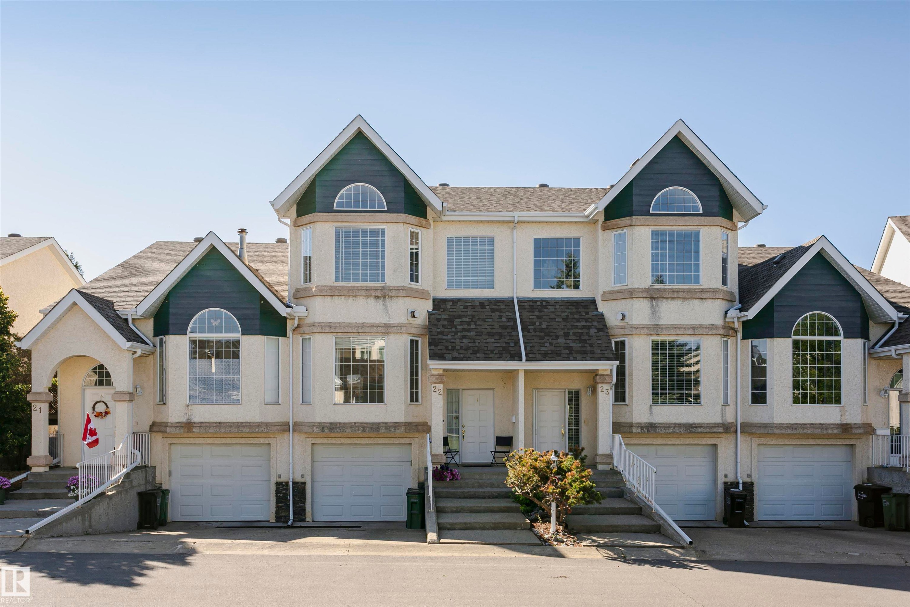 #22 11717 9B Av Nw, Edmonton, AB