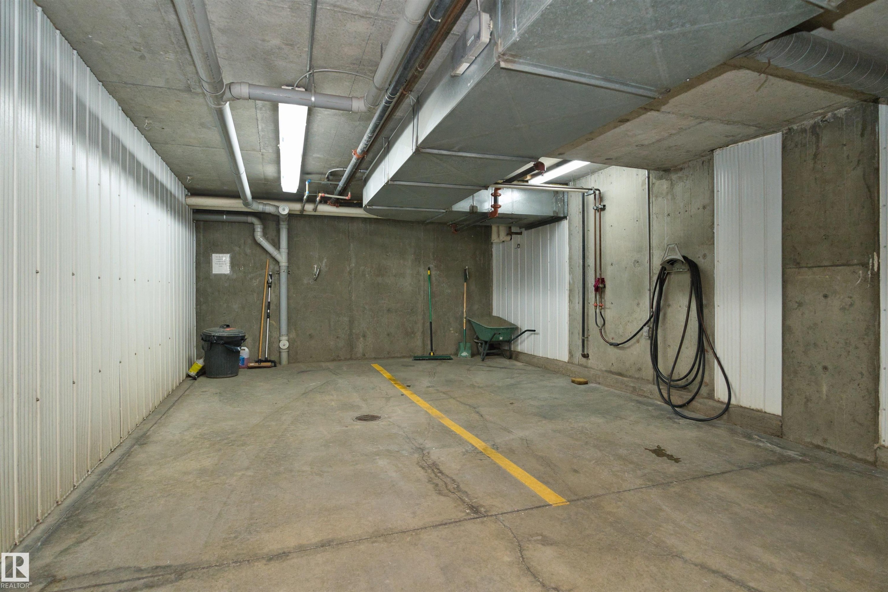 #311B 6 Spruce Ridge Dr, Spruce Grove, AB - Indoor Photo Showing Other Room