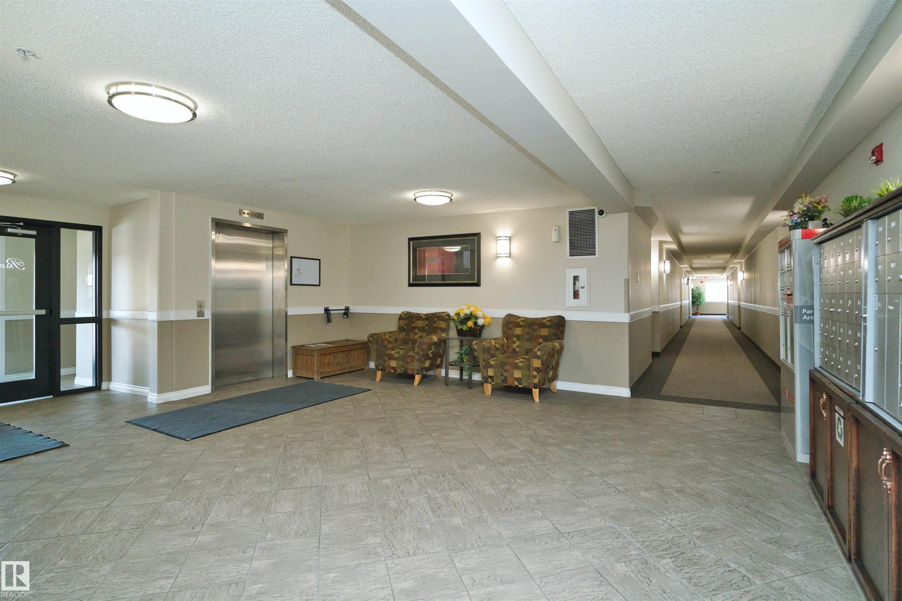 #311B 6 Spruce Ridge Dr, Spruce Grove, AB - Indoor Photo Showing Other Room