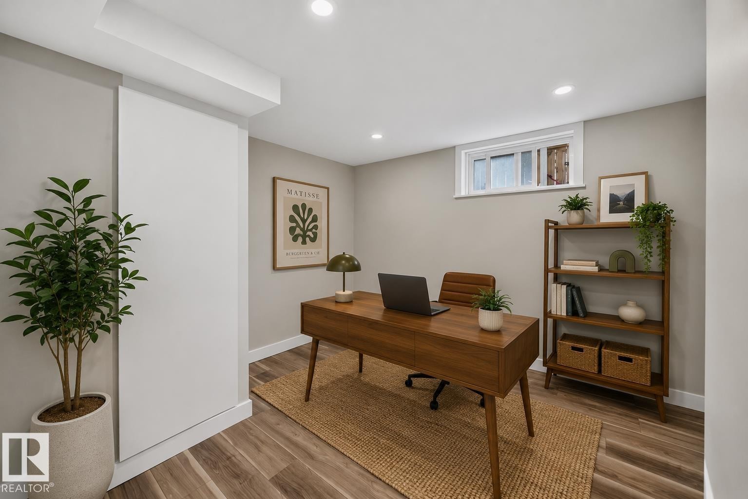 11603 71 Street Nw, Edmonton, AB - Indoor
