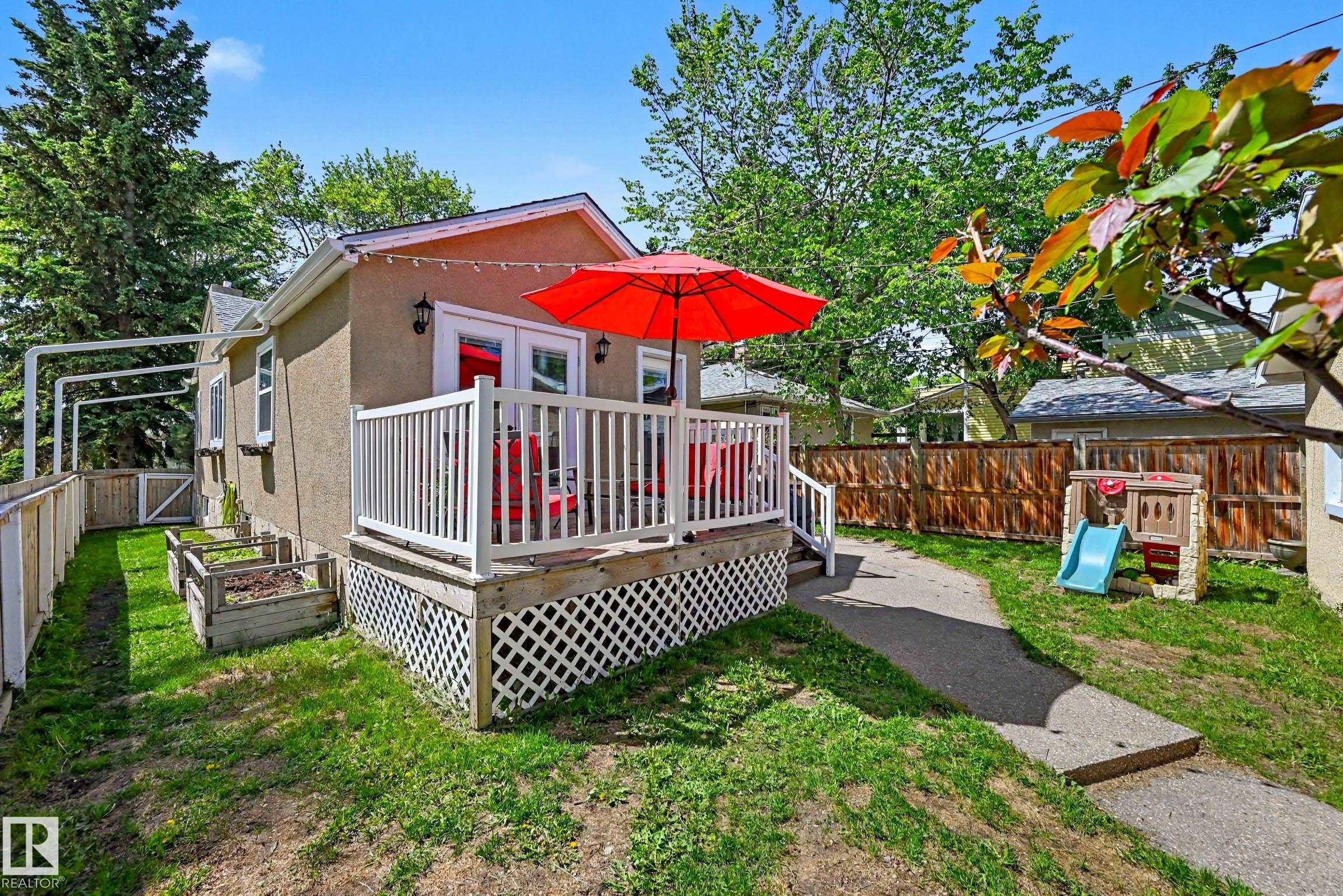 11603 71 Street Nw, Edmonton, AB - Outdoor With Deck Patio Veranda