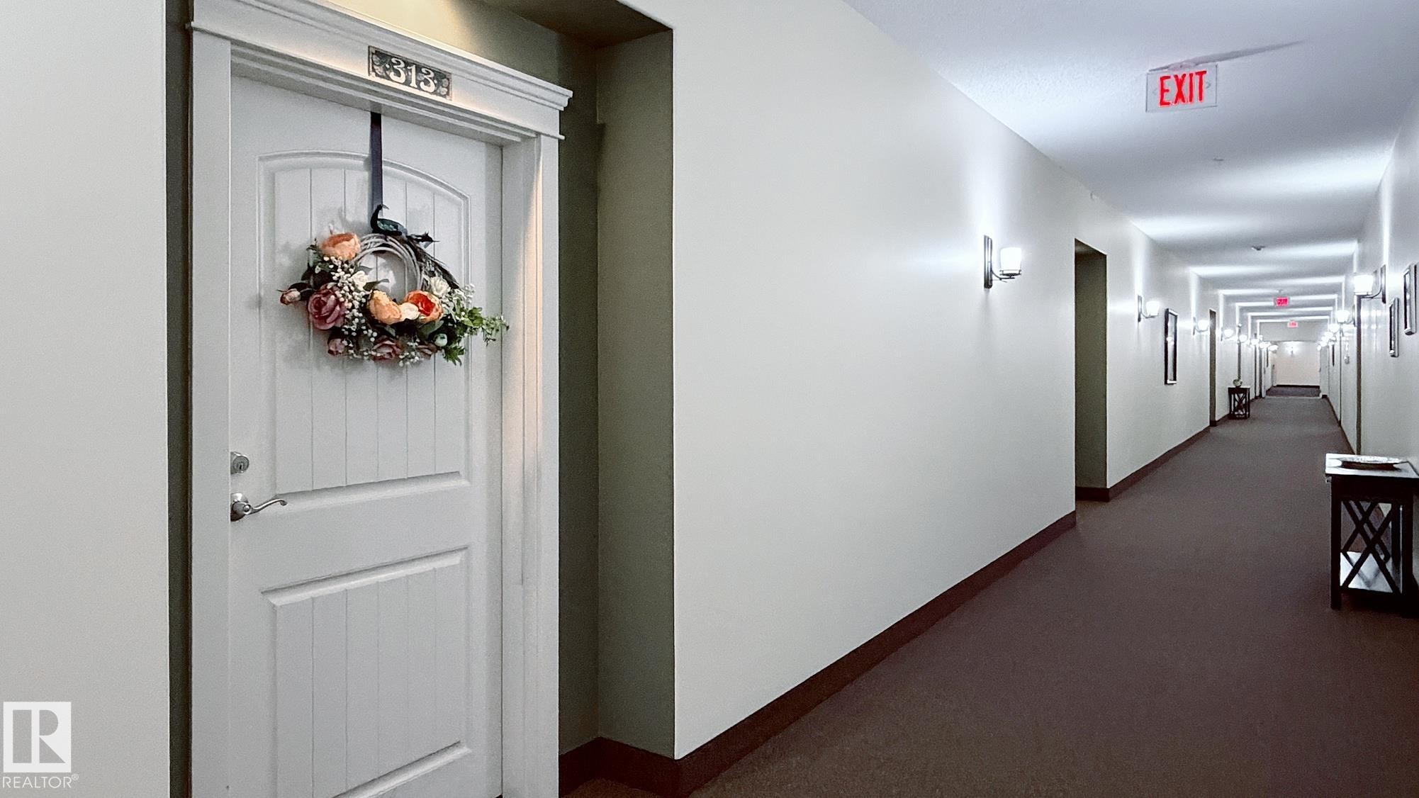 #313 511 Queen St, Spruce Grove, AB - Indoor Photo Showing Other Room