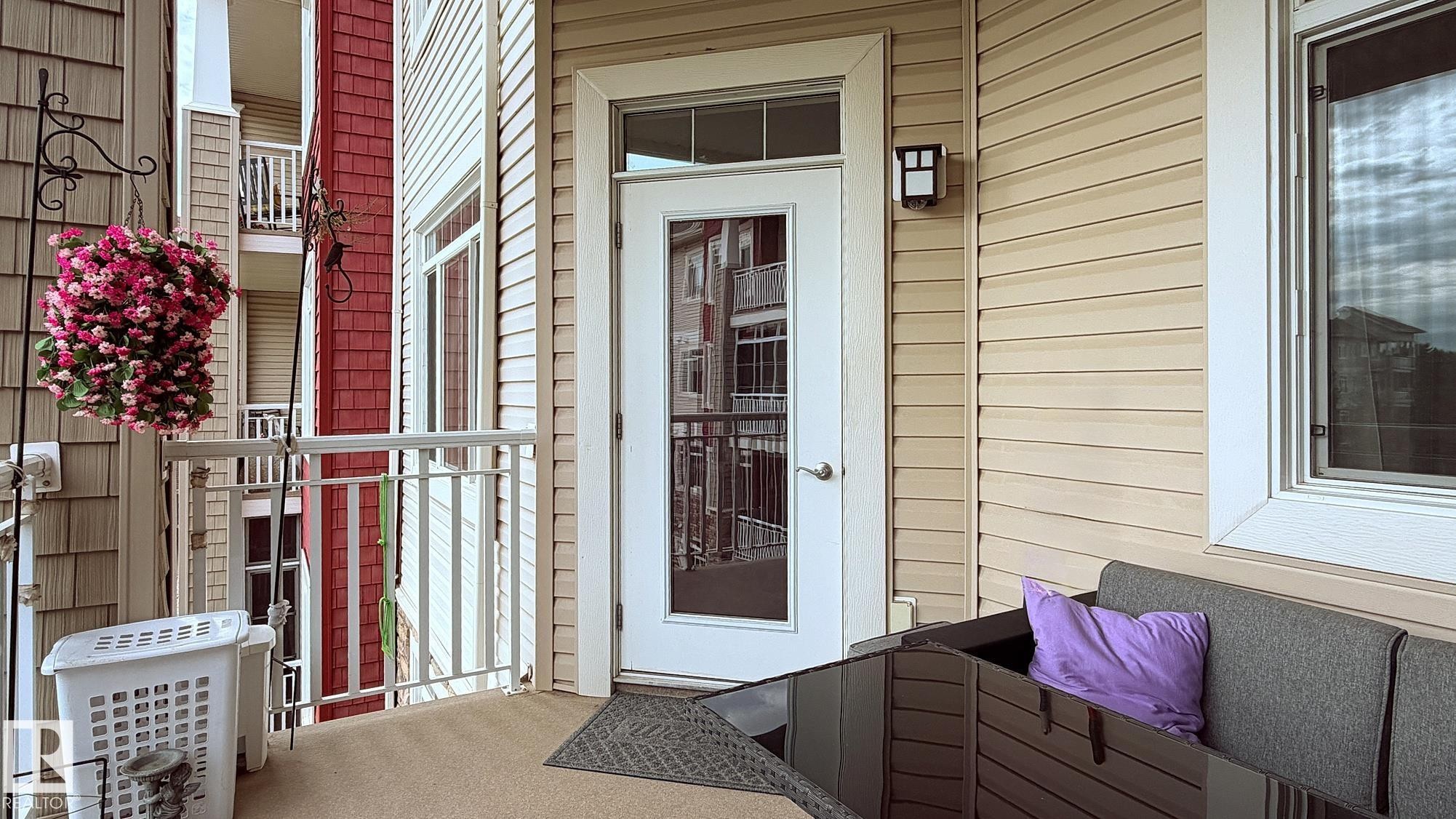 #313 511 Queen St, Spruce Grove, AB - Outdoor With Exterior