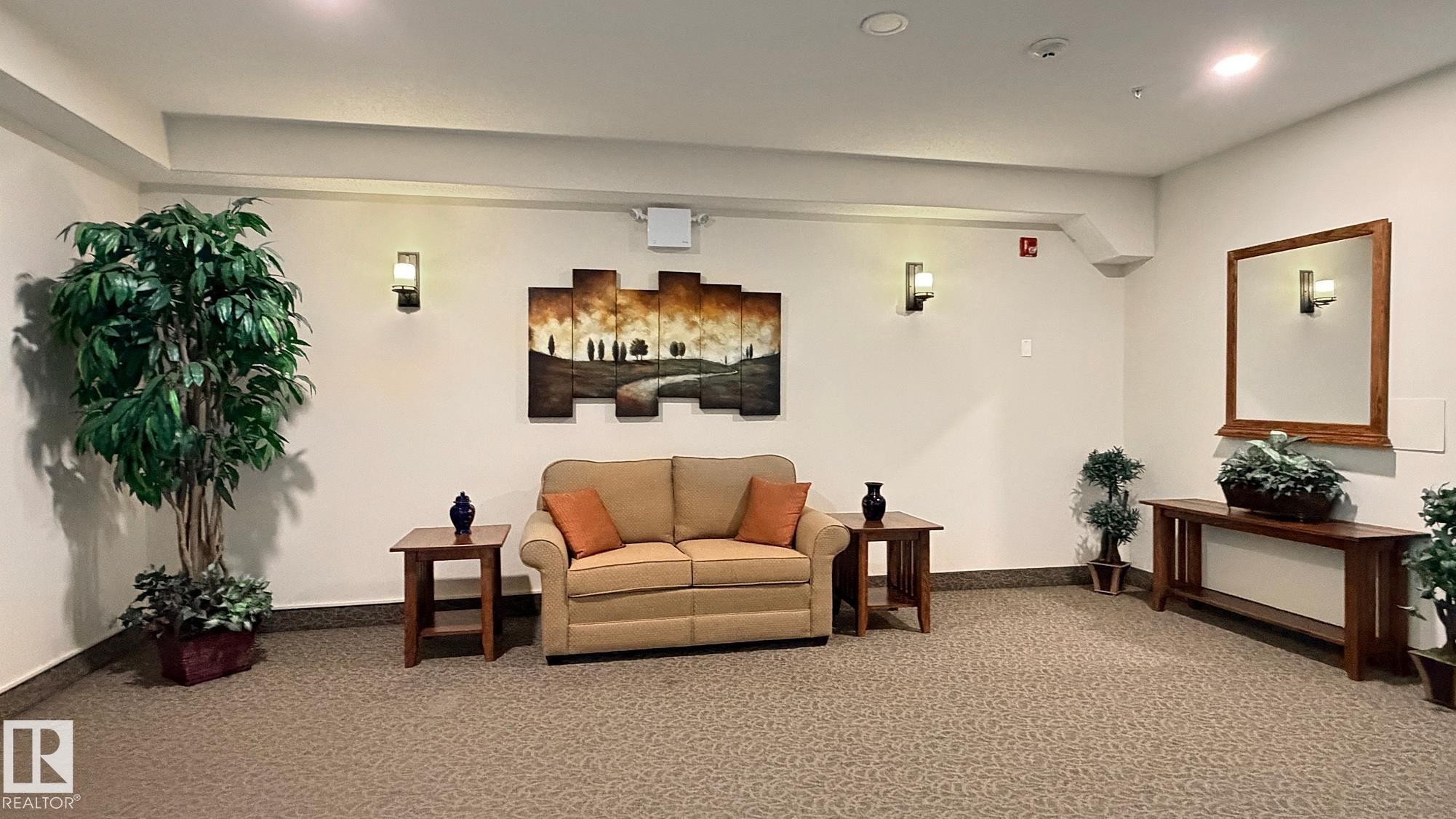#313 511 Queen St, Spruce Grove, AB - Indoor