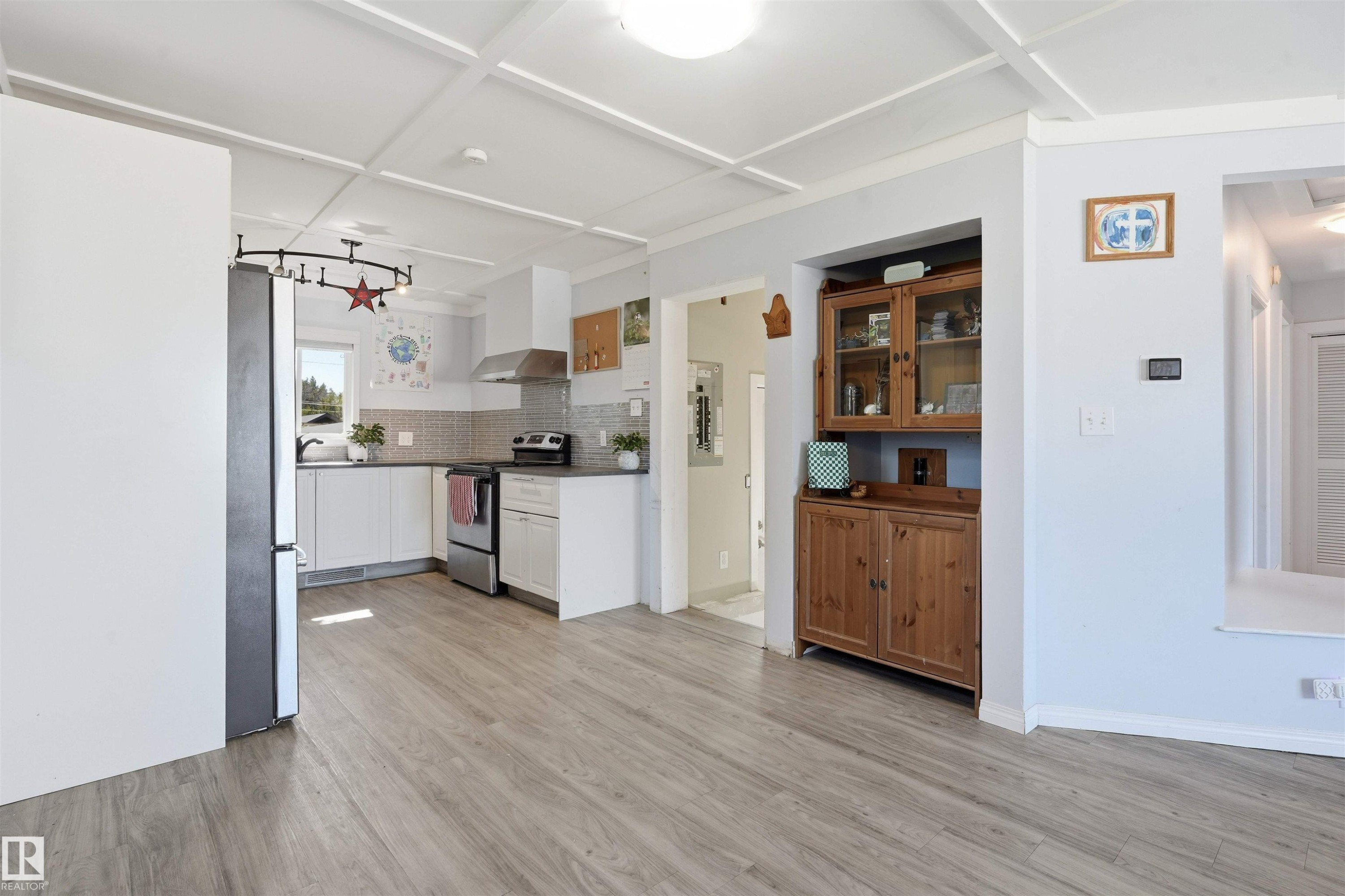 4915 49 Avenue, Onoway, AB