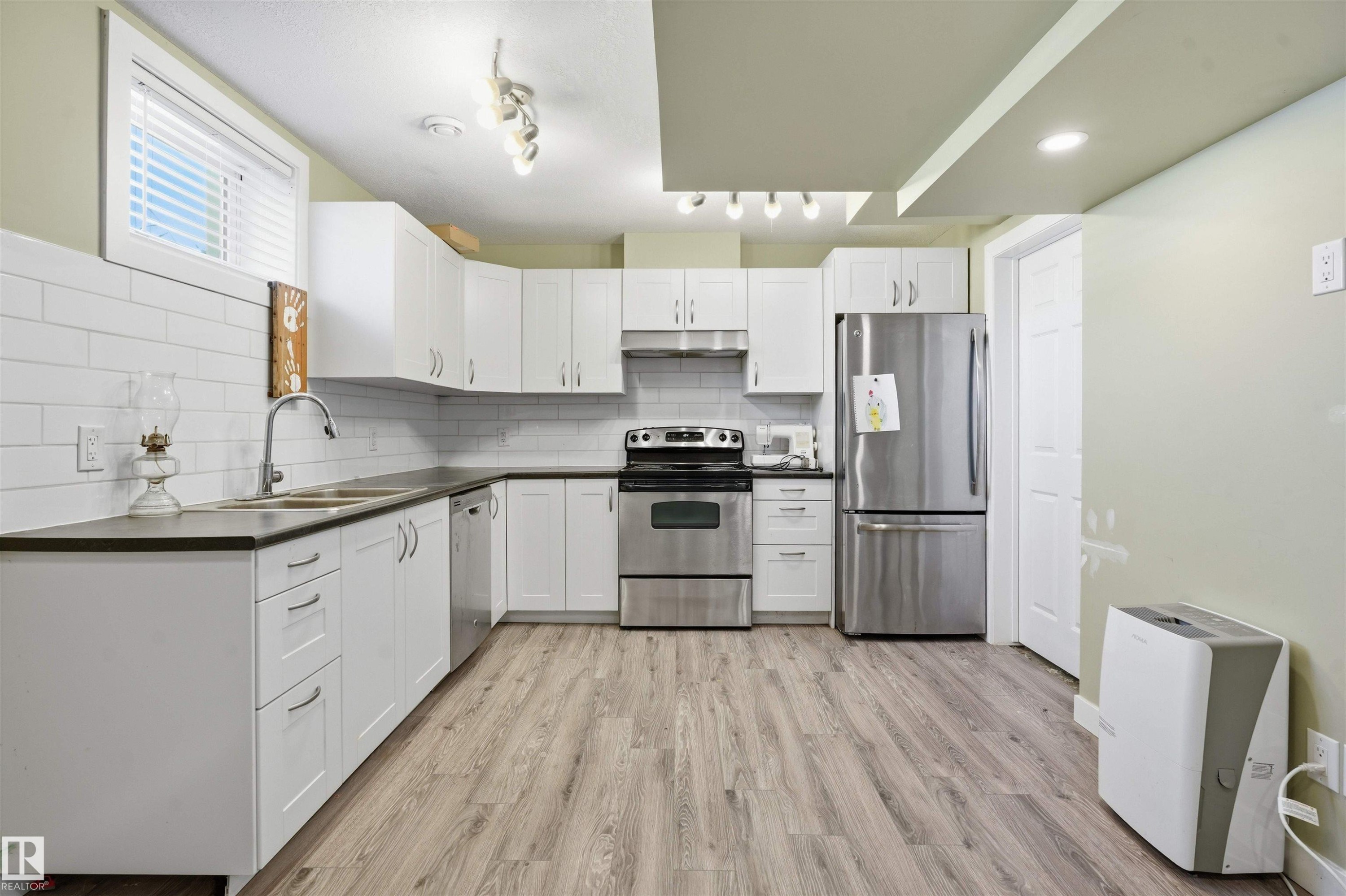4915 49 Avenue, Onoway, AB