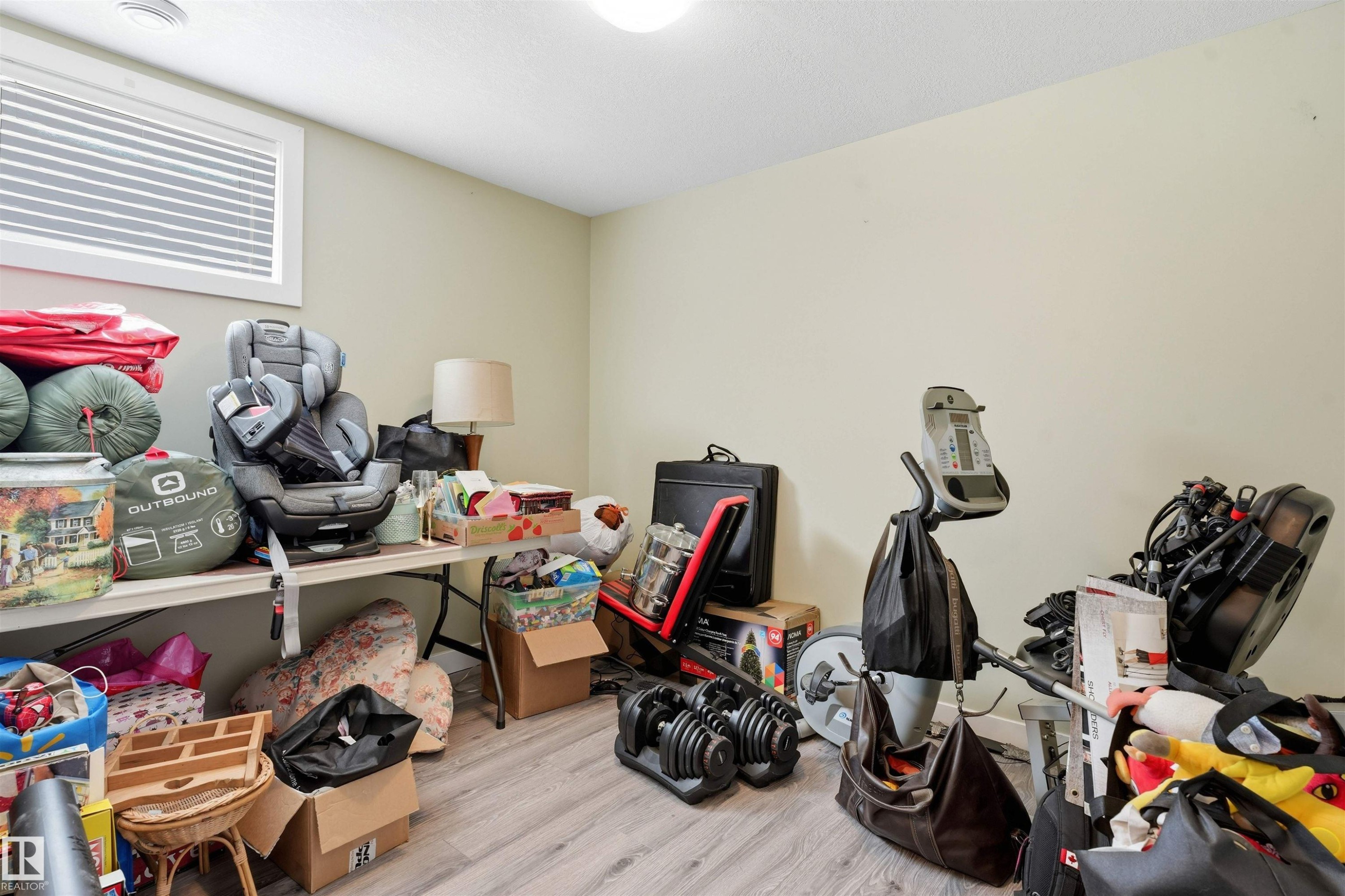 4915 49 Avenue, Onoway, AB
