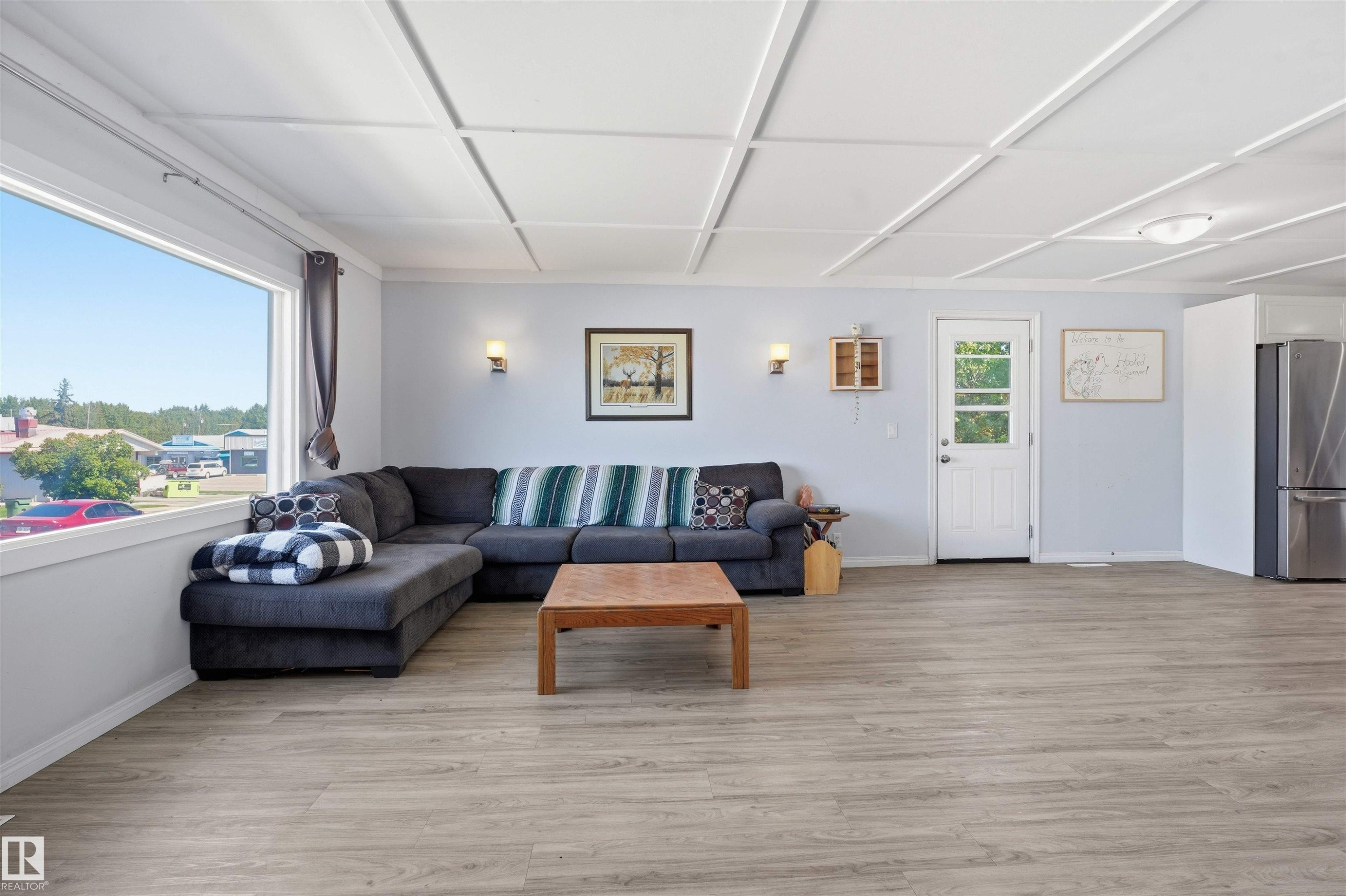 4915 49 Avenue, Onoway, AB